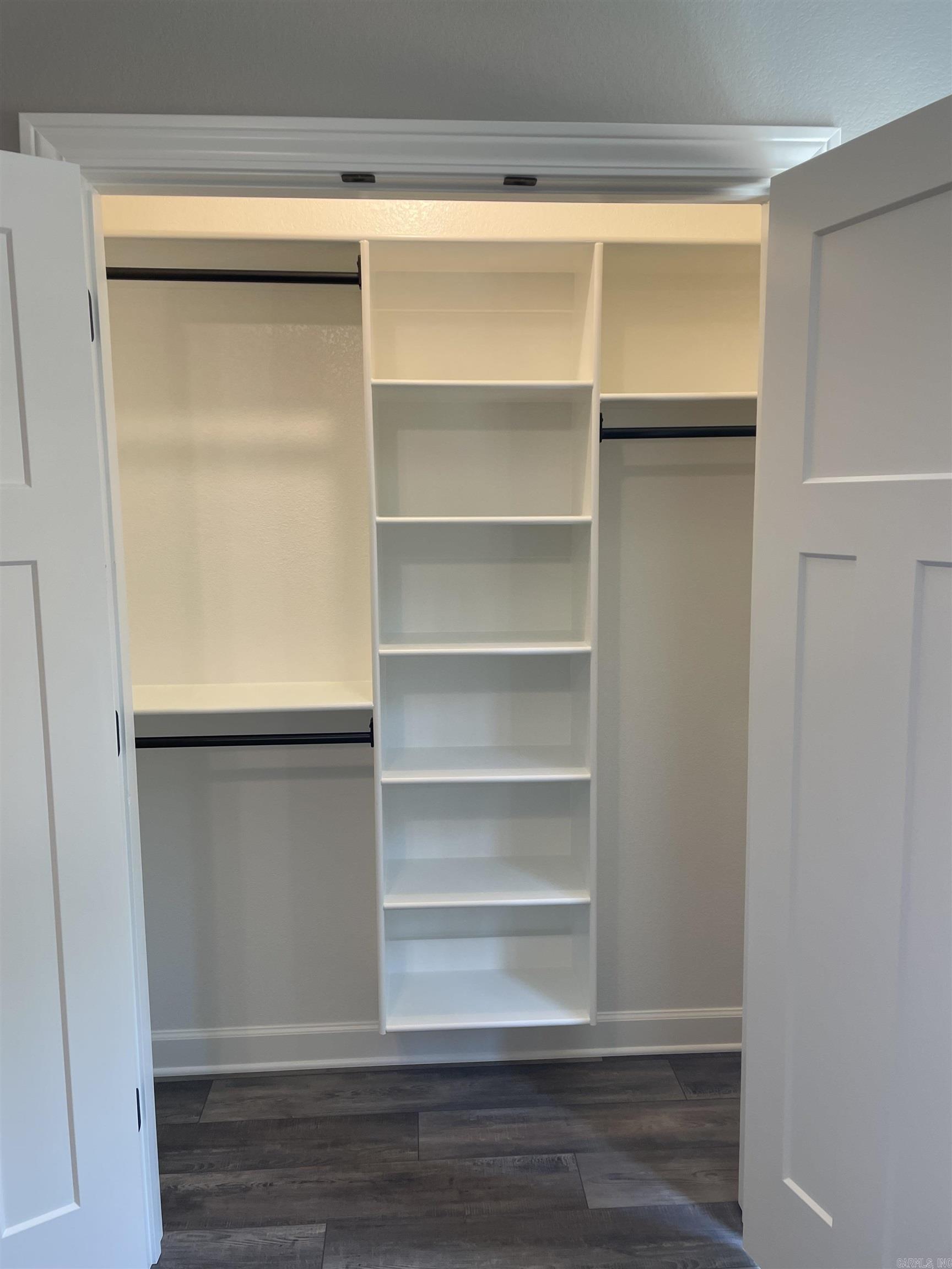 COYOTE RIDGE - Residential