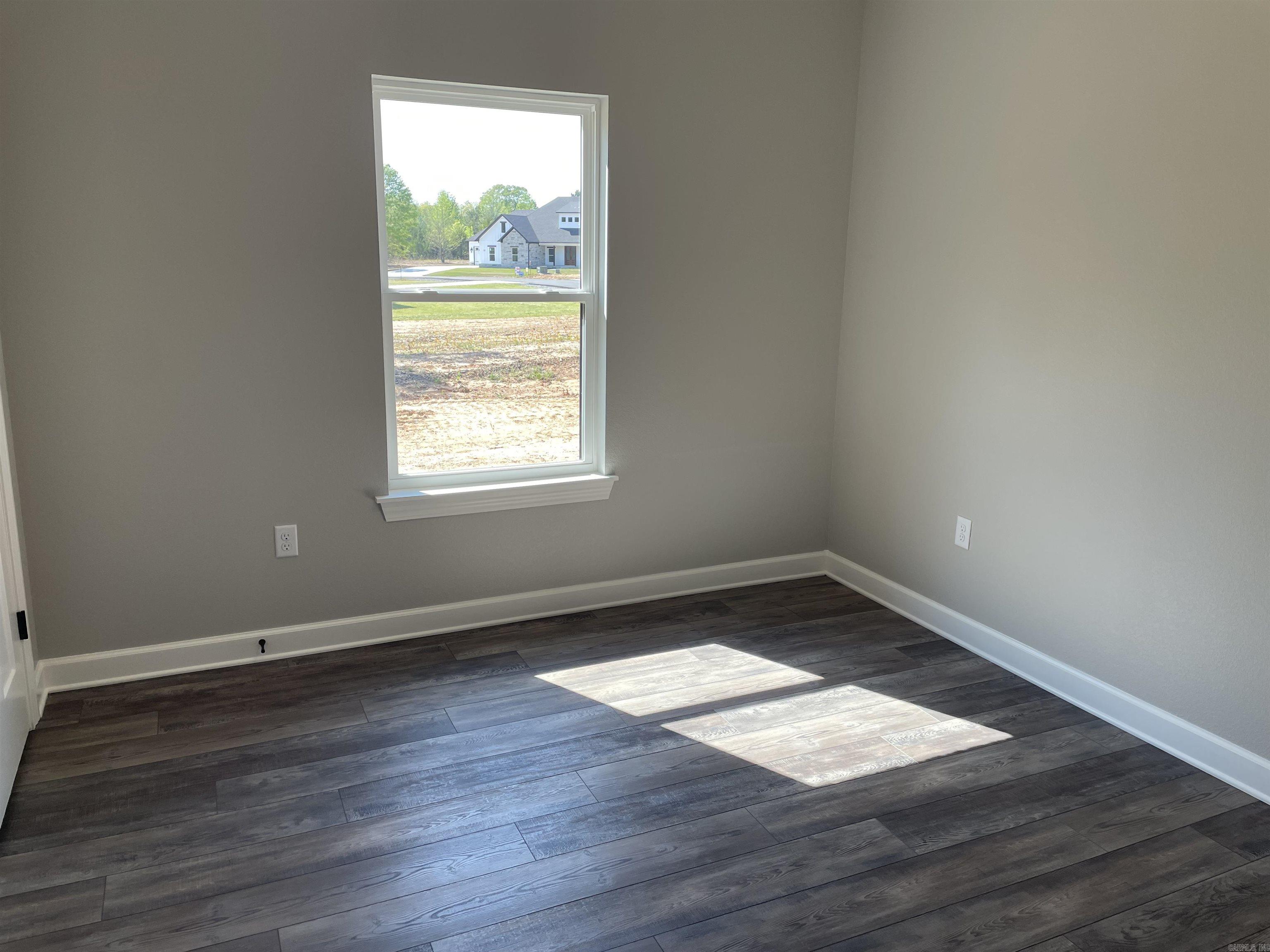 COYOTE RIDGE - Residential