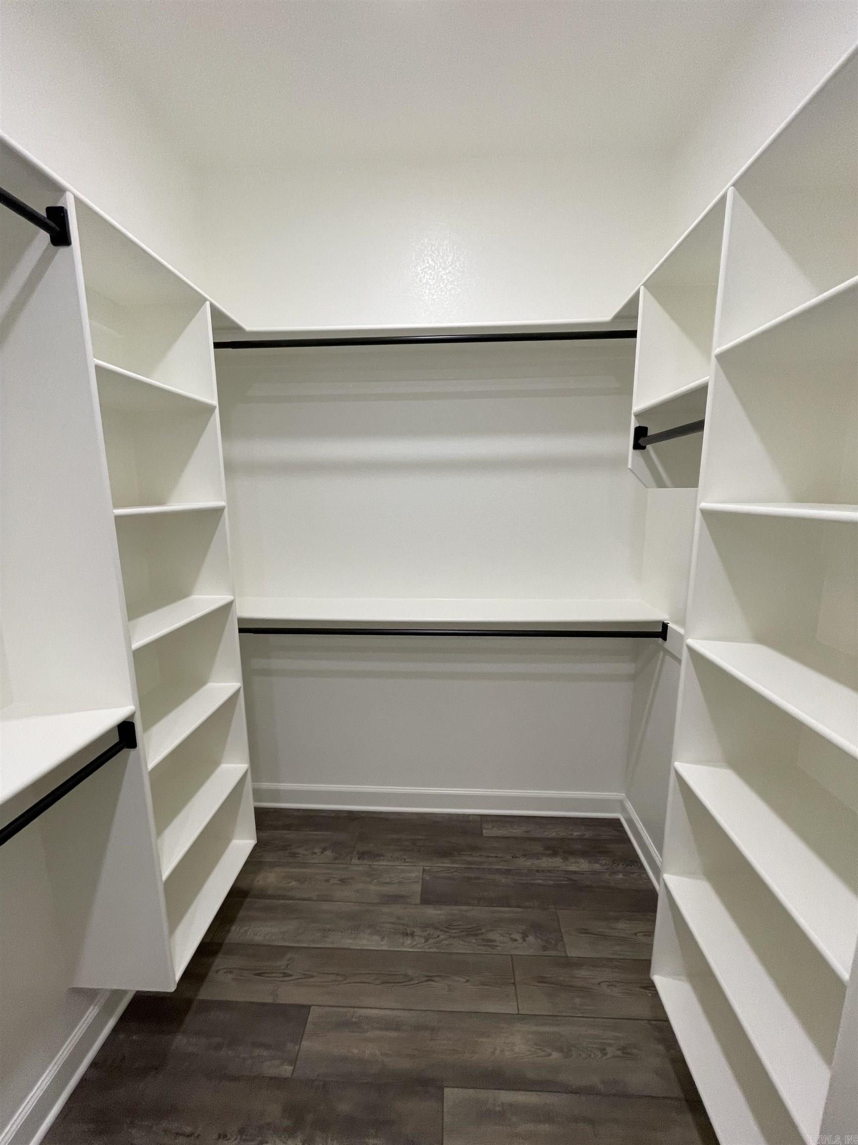 COYOTE RIDGE - Residential