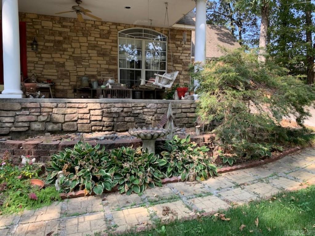 EMERALD VALLEY - Residential