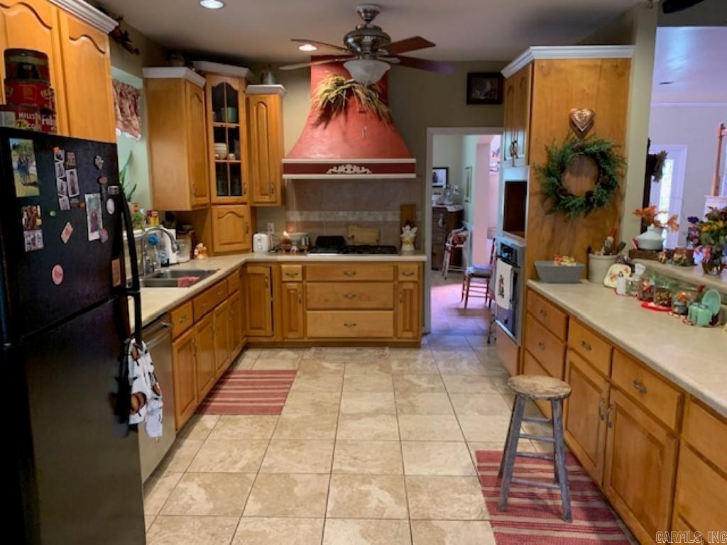 EMERALD VALLEY - Residential