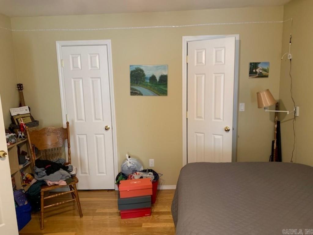 EMERALD VALLEY - Residential