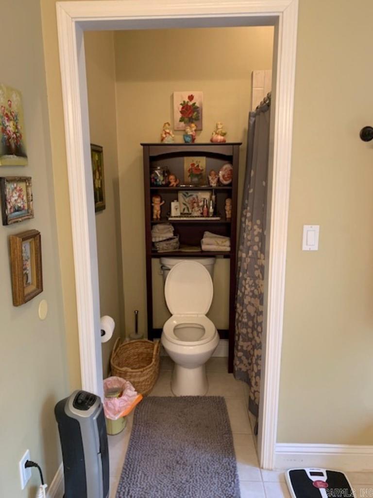 EMERALD VALLEY - Residential