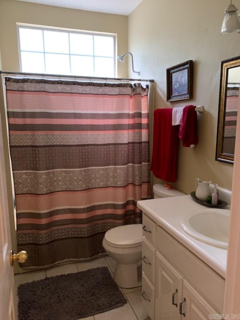 EMERALD VALLEY - Residential