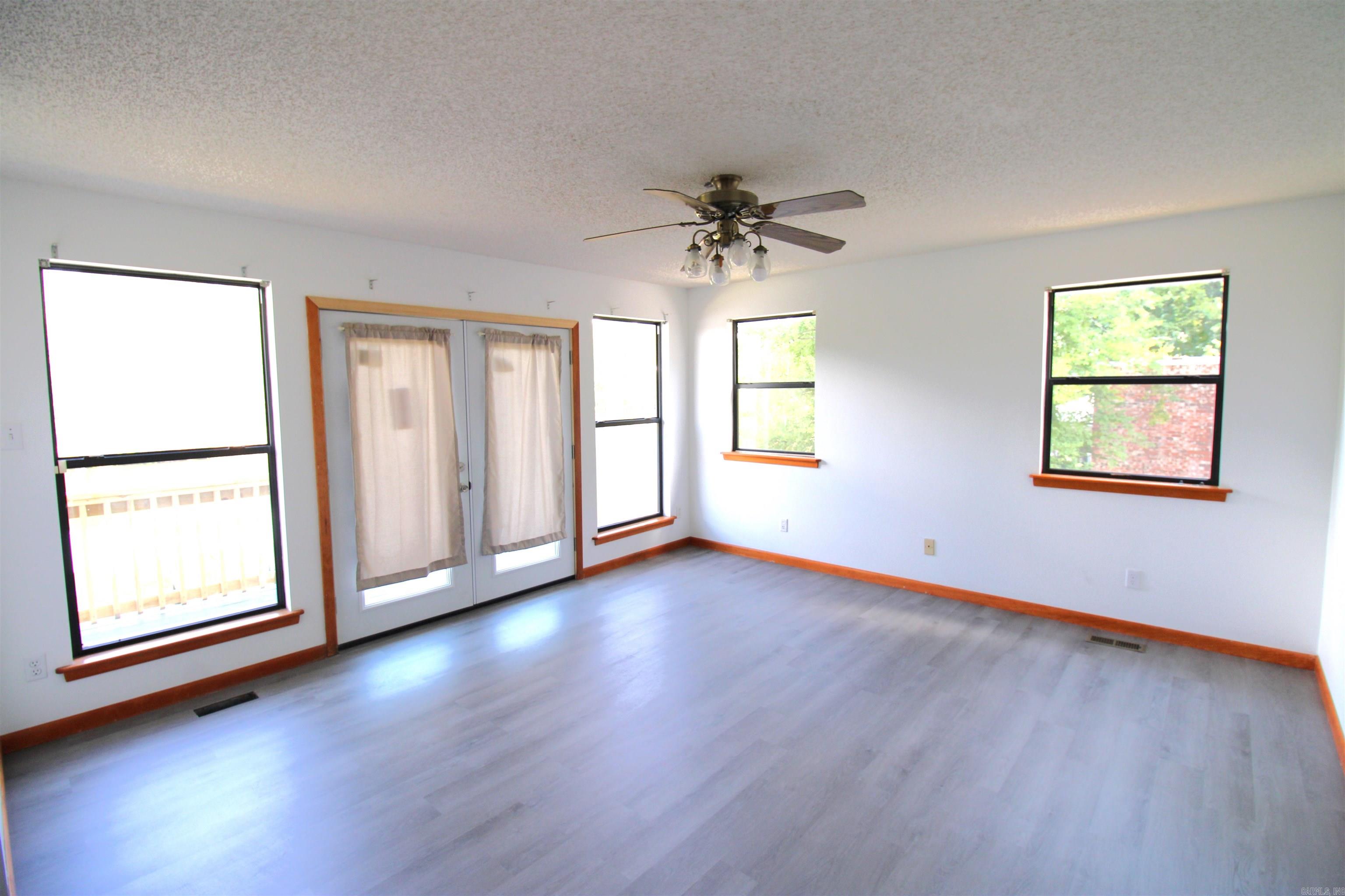 Twin Points - Residential Lease