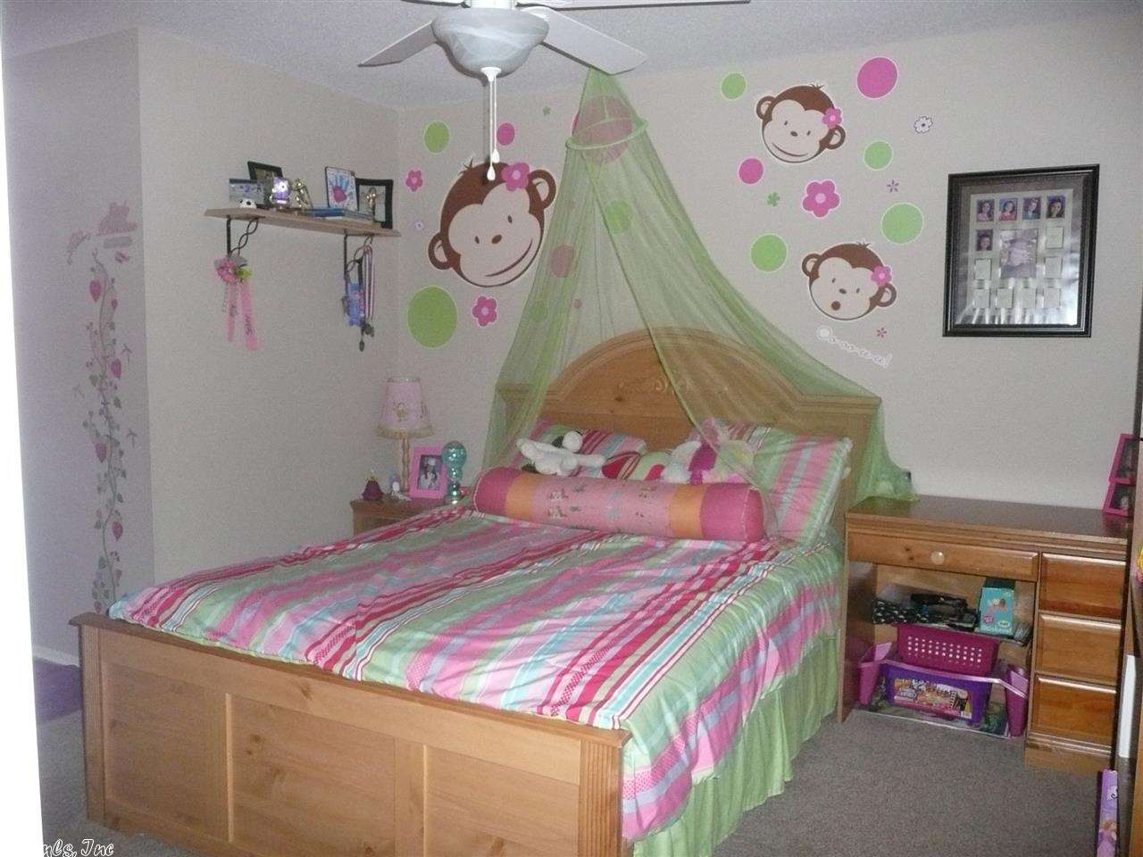 CHERRY CREEK - Residential