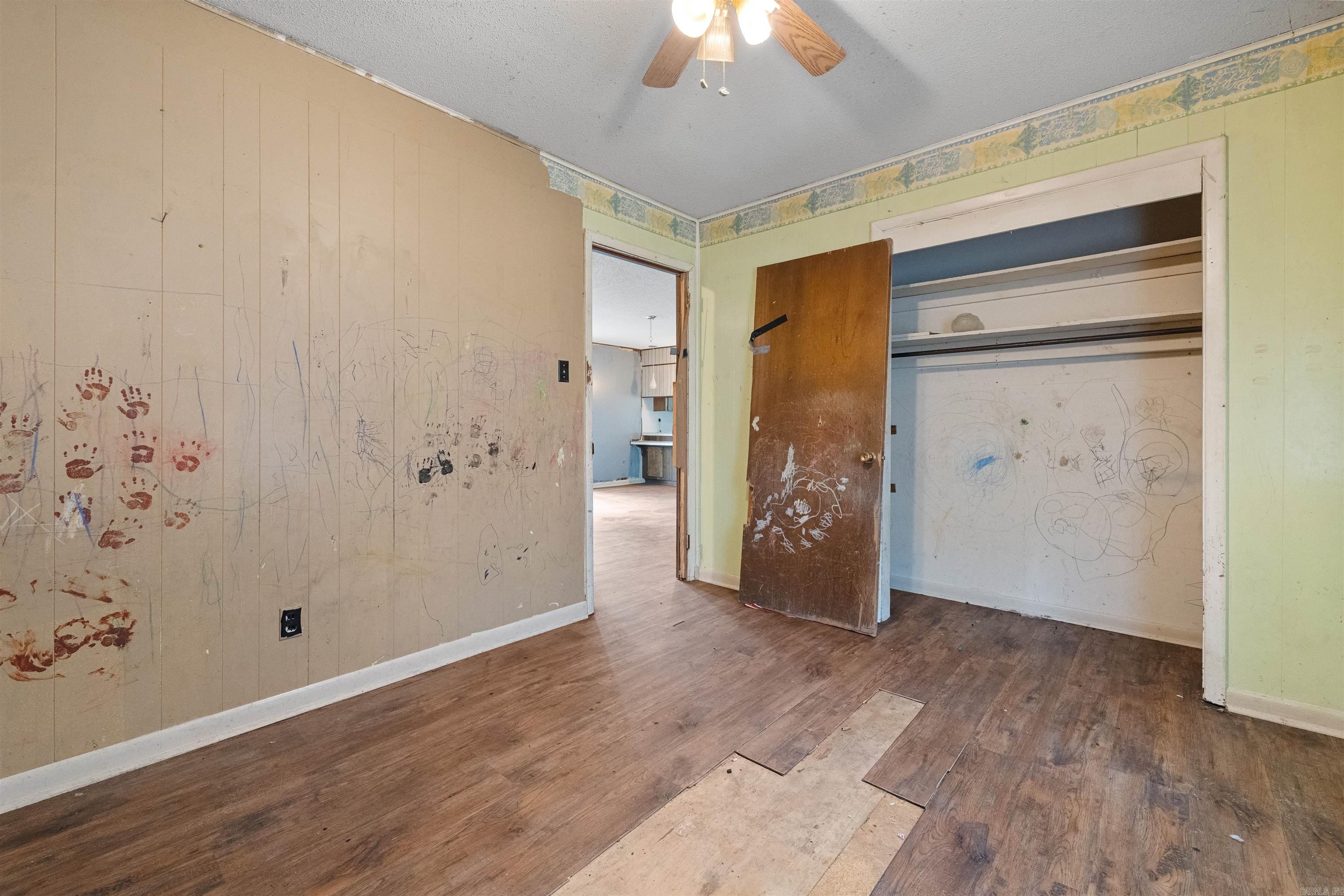 ARBOR OAKS - Residential