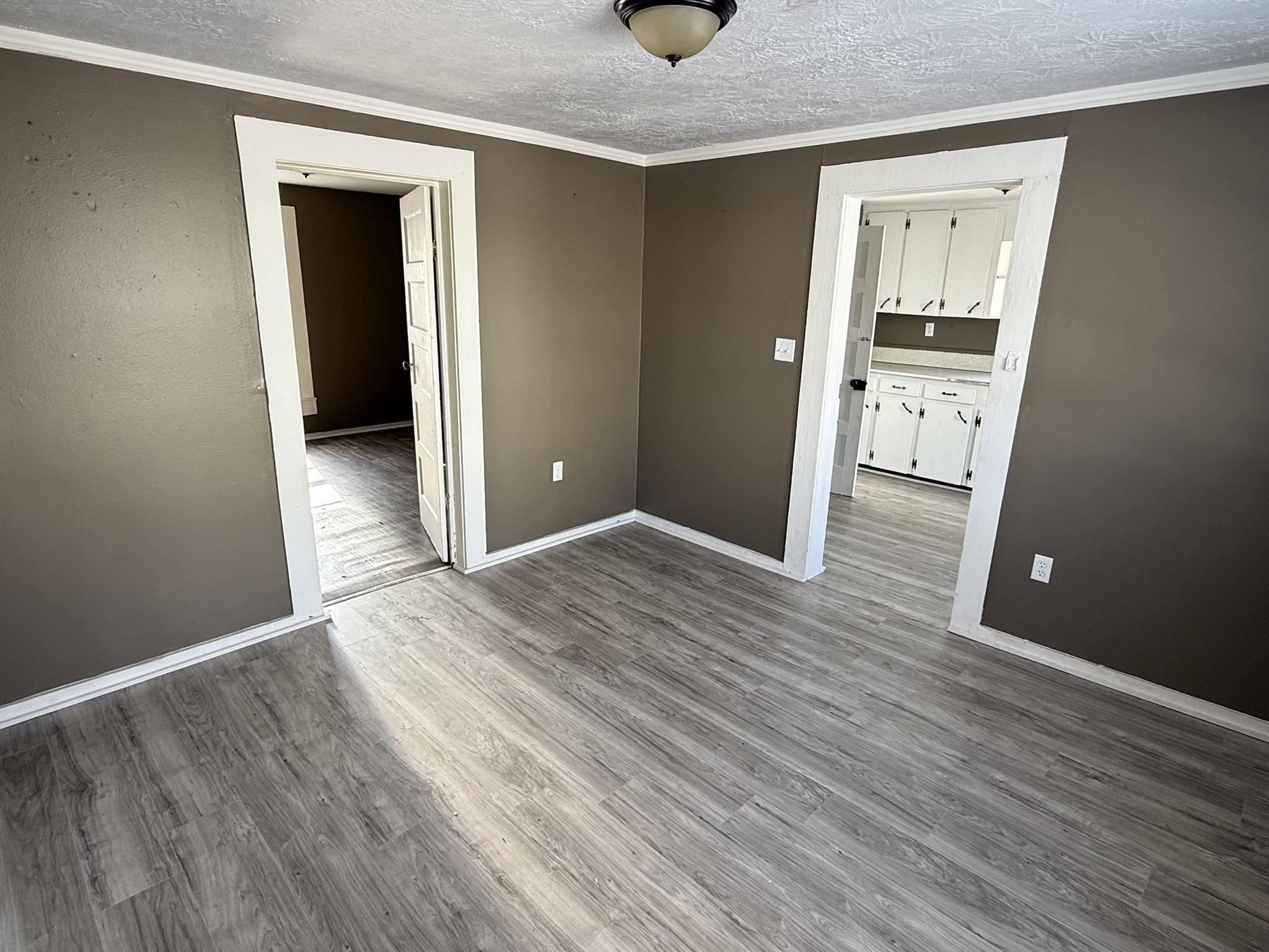 ORIGINAL TOWN - MELBOURNE - Residential