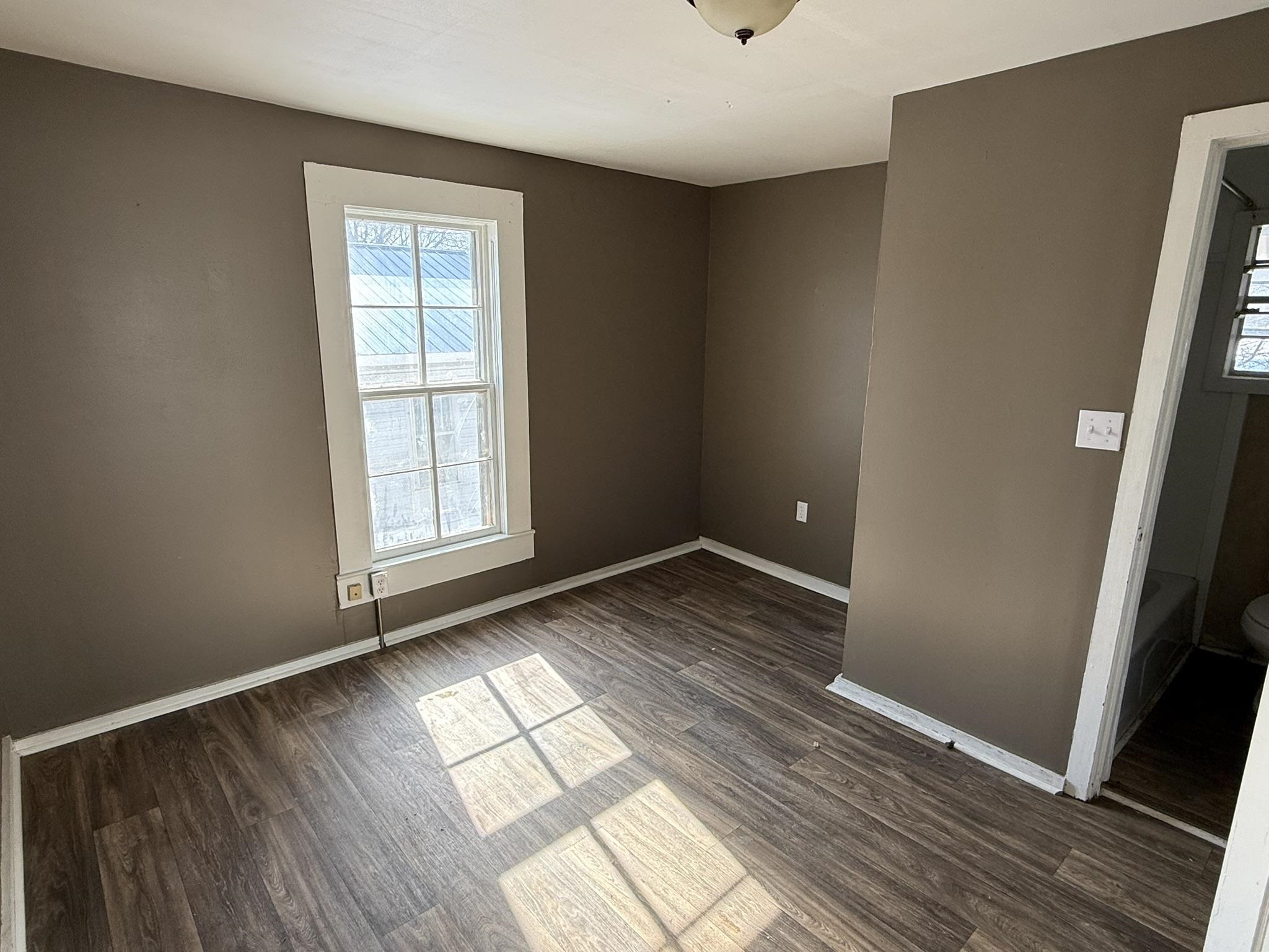 ORIGINAL TOWN - MELBOURNE - Residential