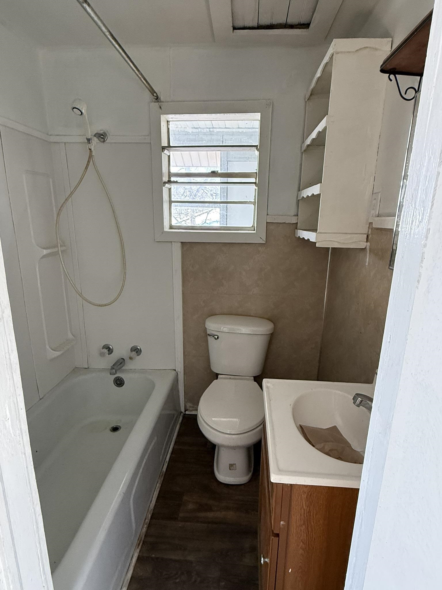 ORIGINAL TOWN - MELBOURNE - Residential