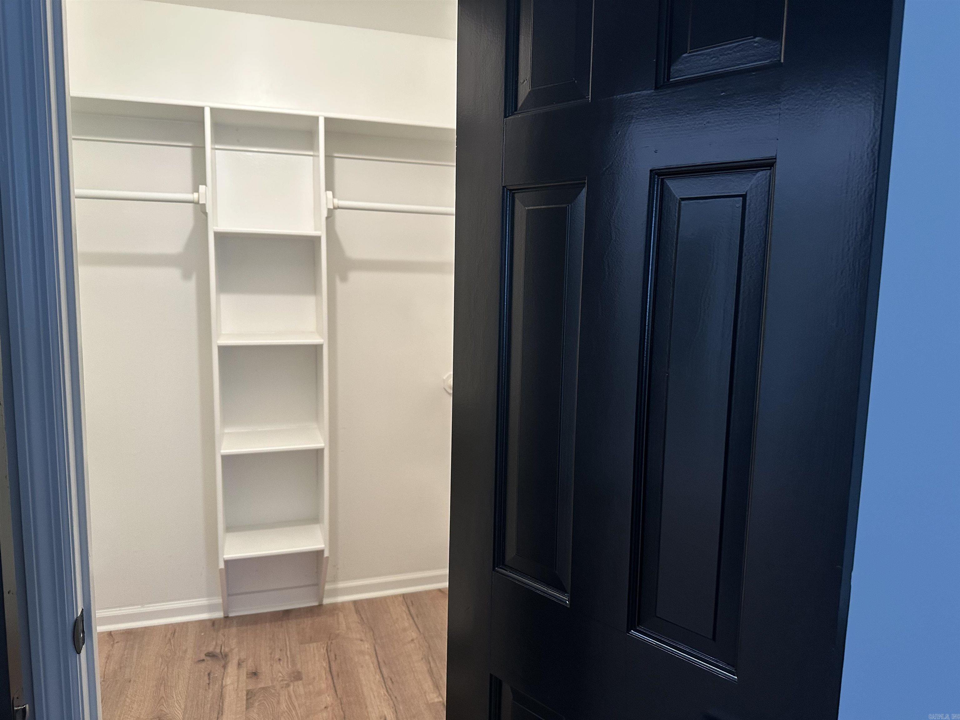 INDIAN HILLS - Residential