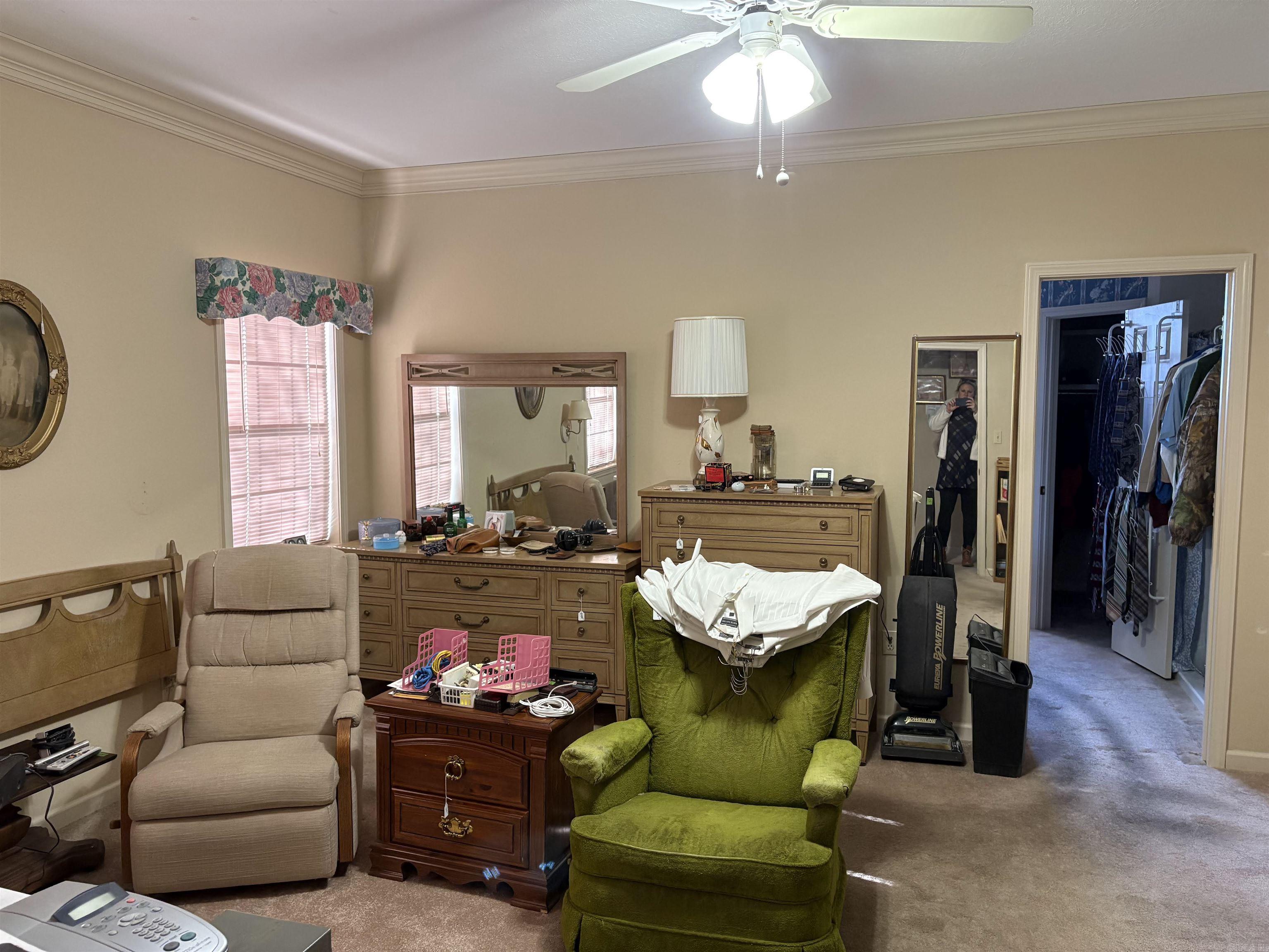 RIVER OAKS - Residential