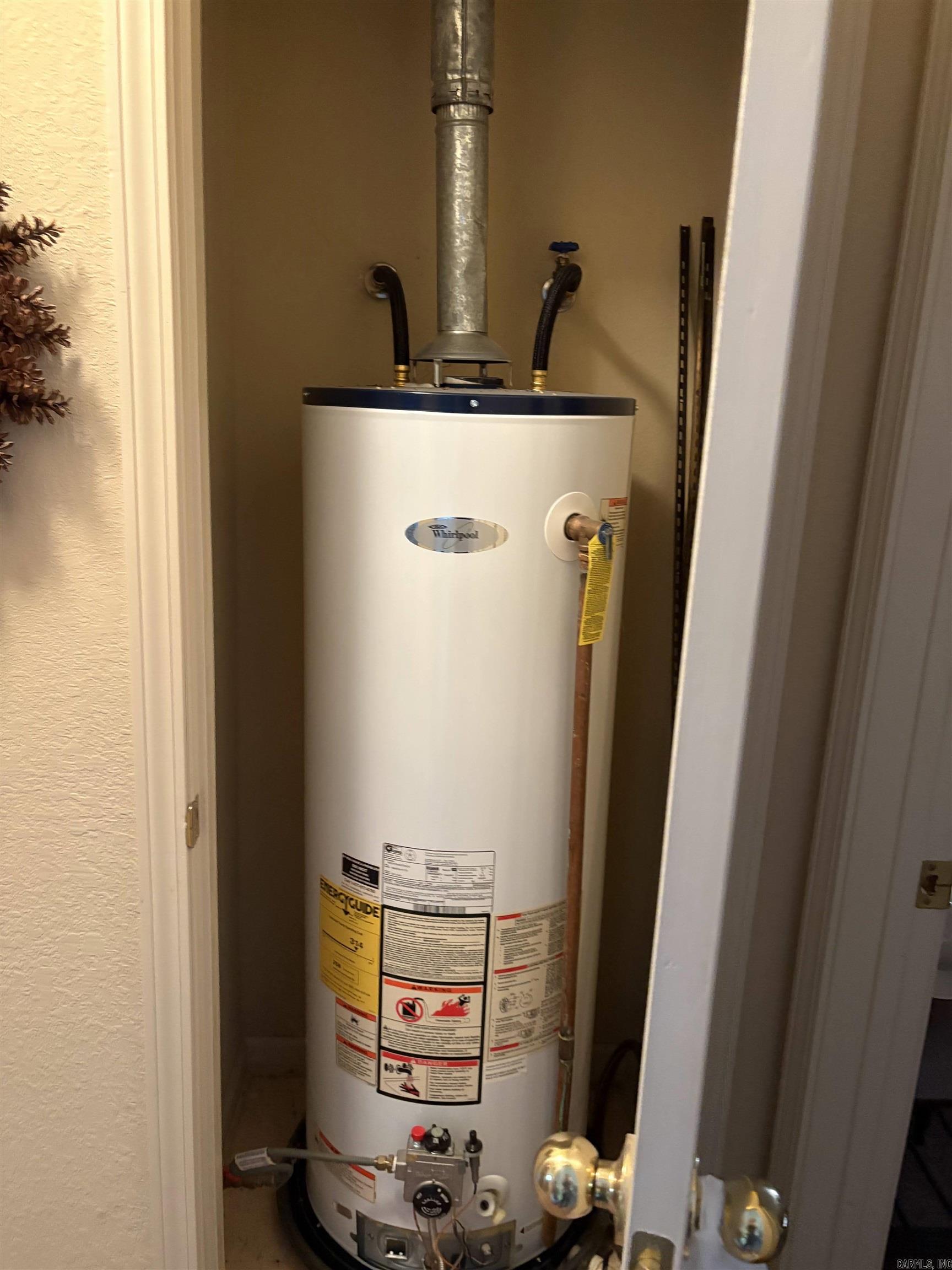 RIVER OAKS - Residential