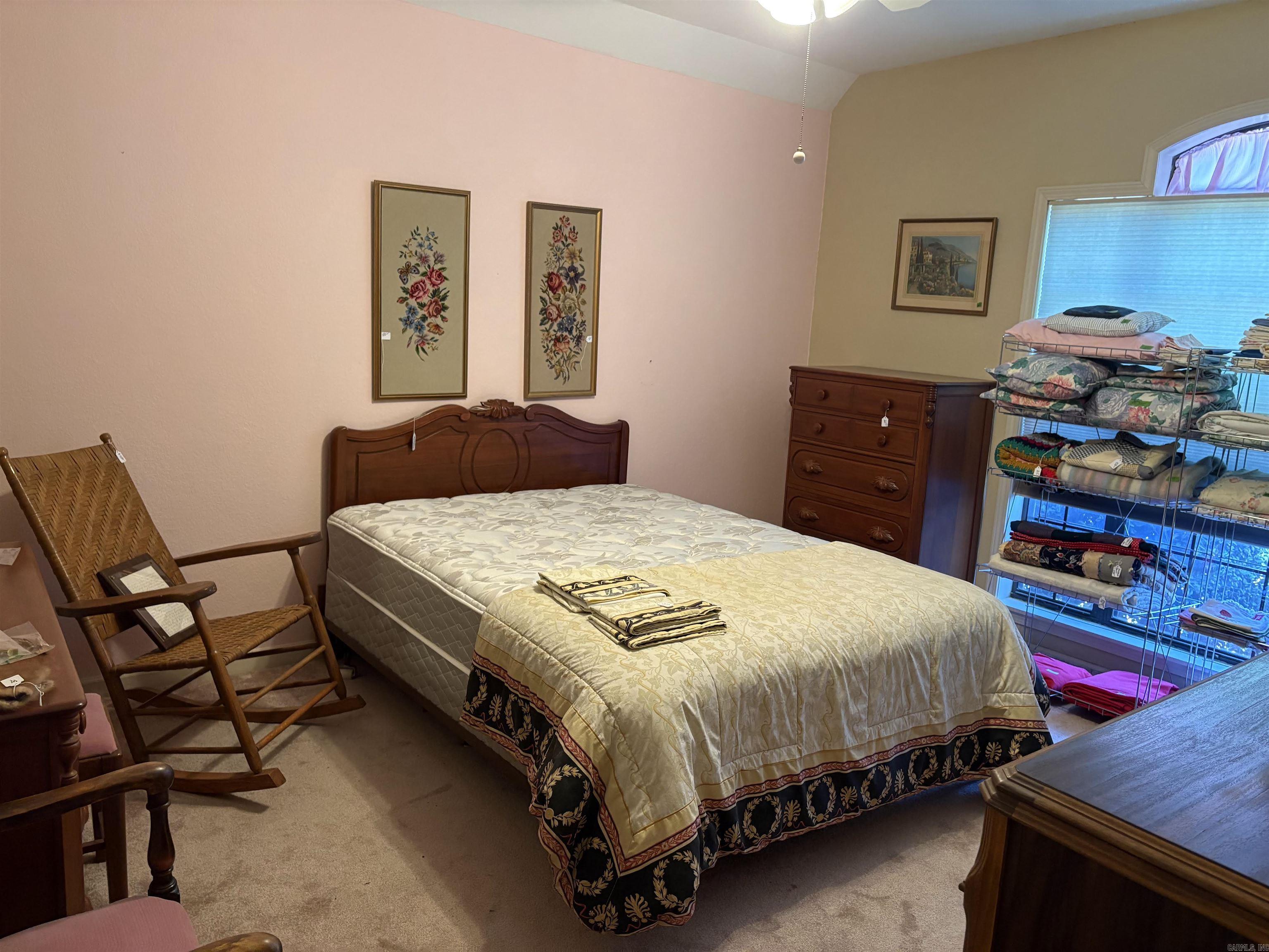 RIVER OAKS - Residential