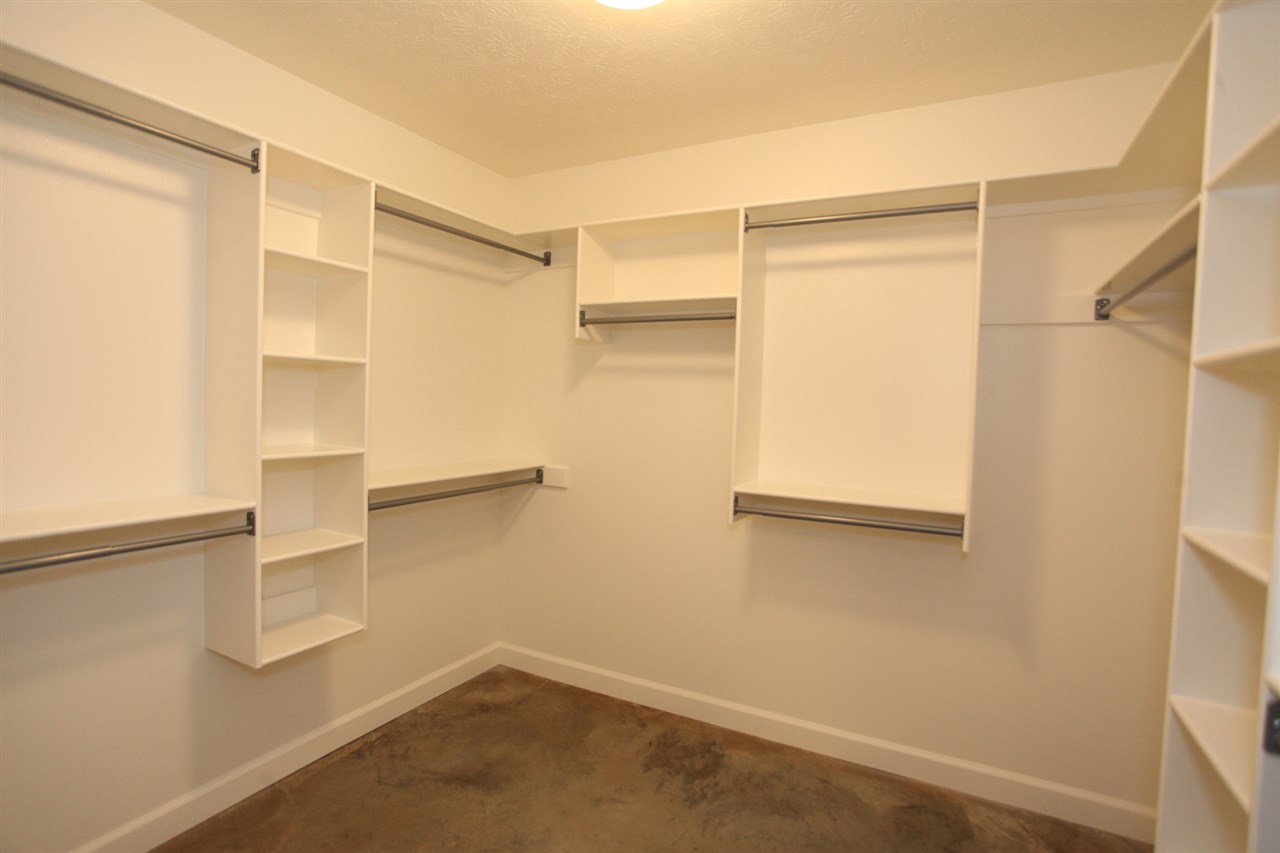 McKenna Cove - Residential