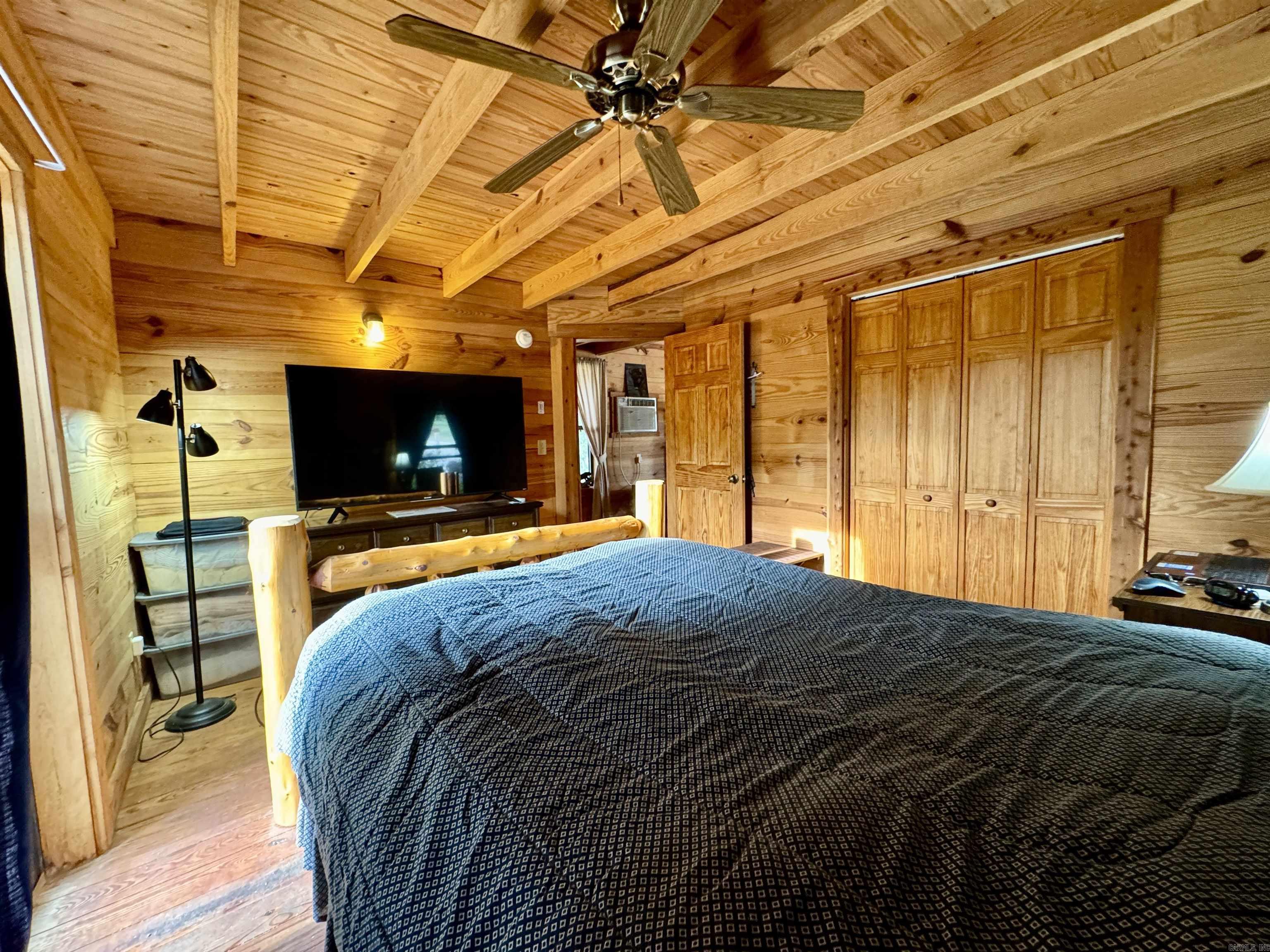 VIKING LANDING - Residential