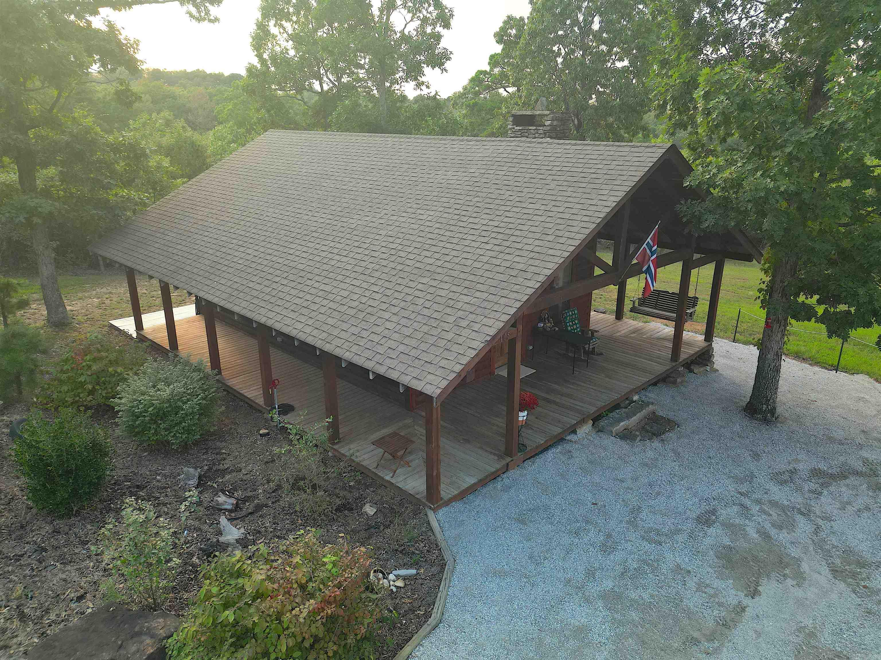 VIKING LANDING - Residential