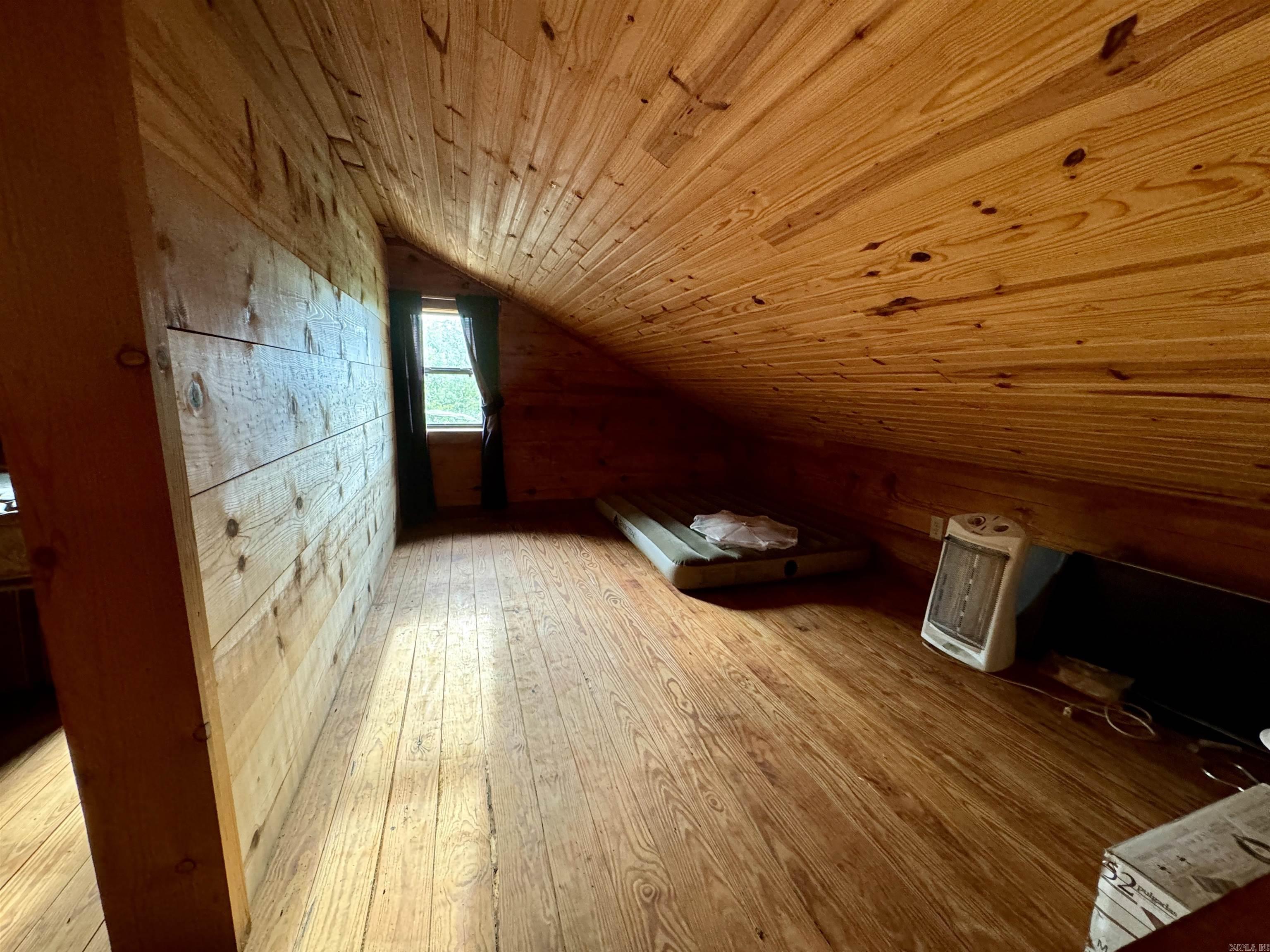 VIKING LANDING - Residential