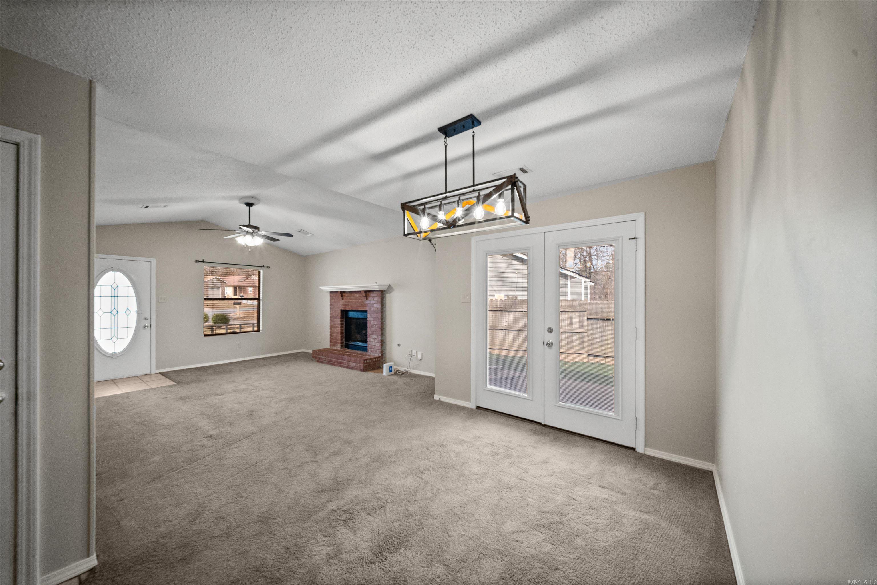 ROLLING OAKS - Residential