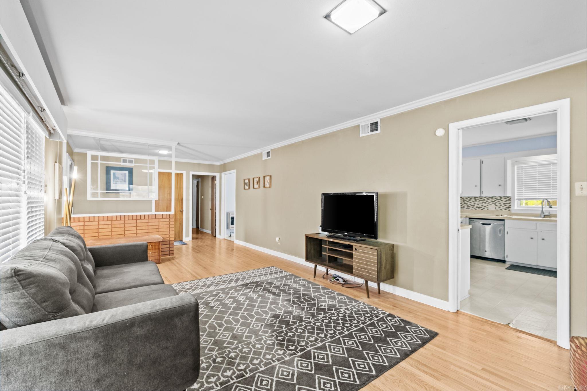 POINT O`WOODS ADDN - Residential