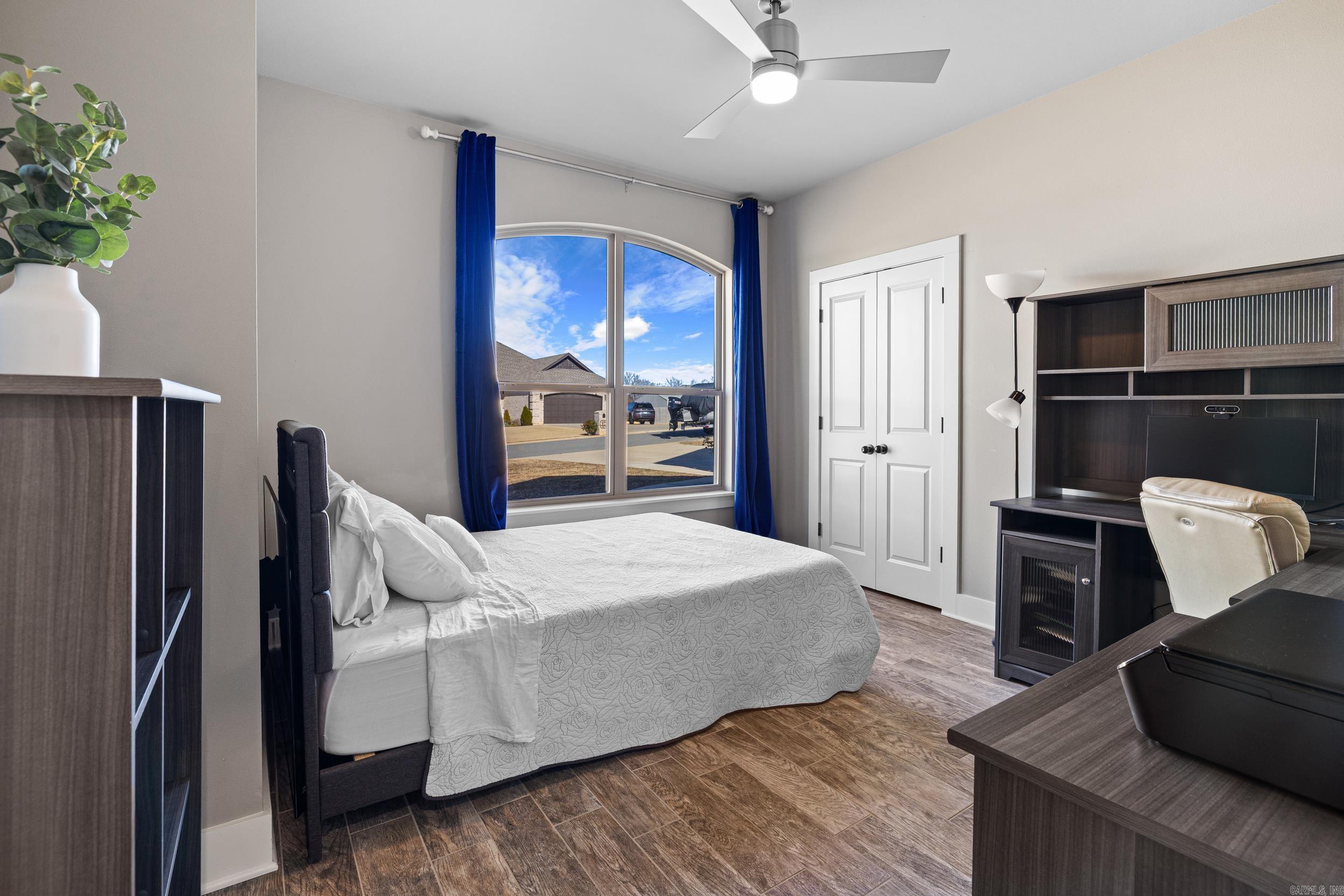 MOUNT TABOR ESTATES - Residential