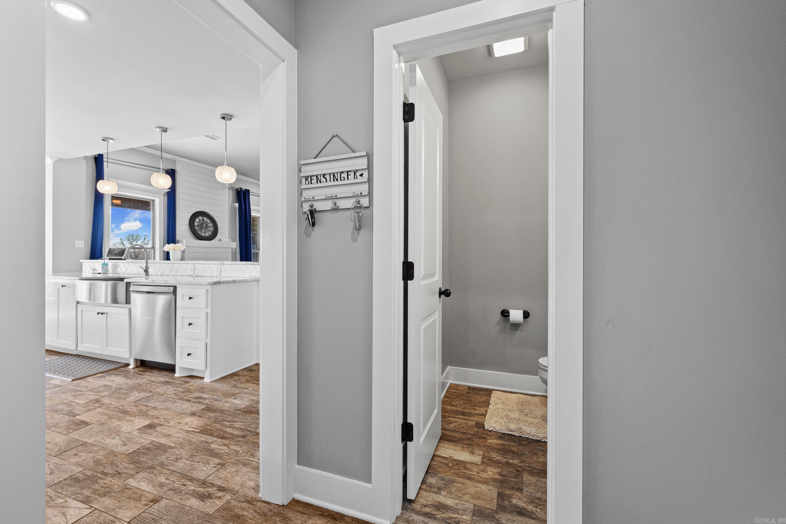 MOUNT TABOR ESTATES - Residential