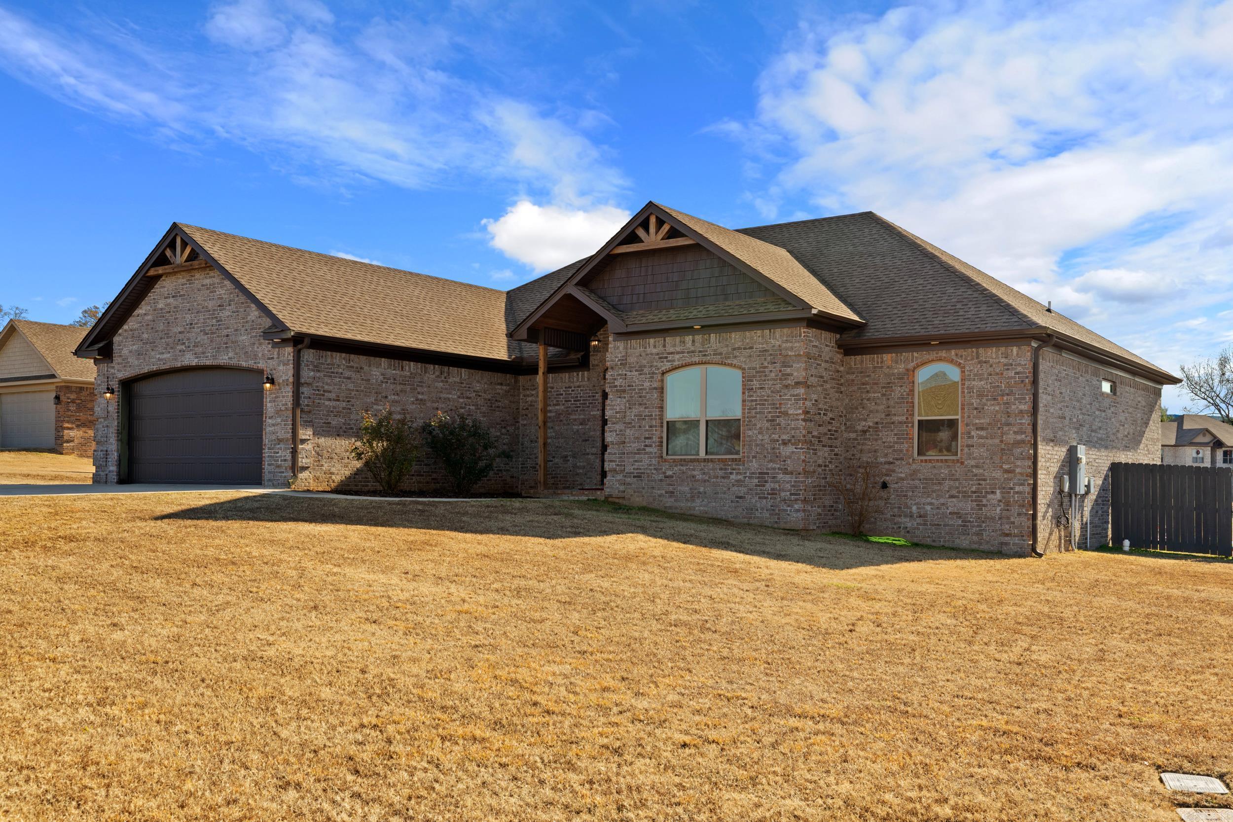 MOUNT TABOR ESTATES - Residential