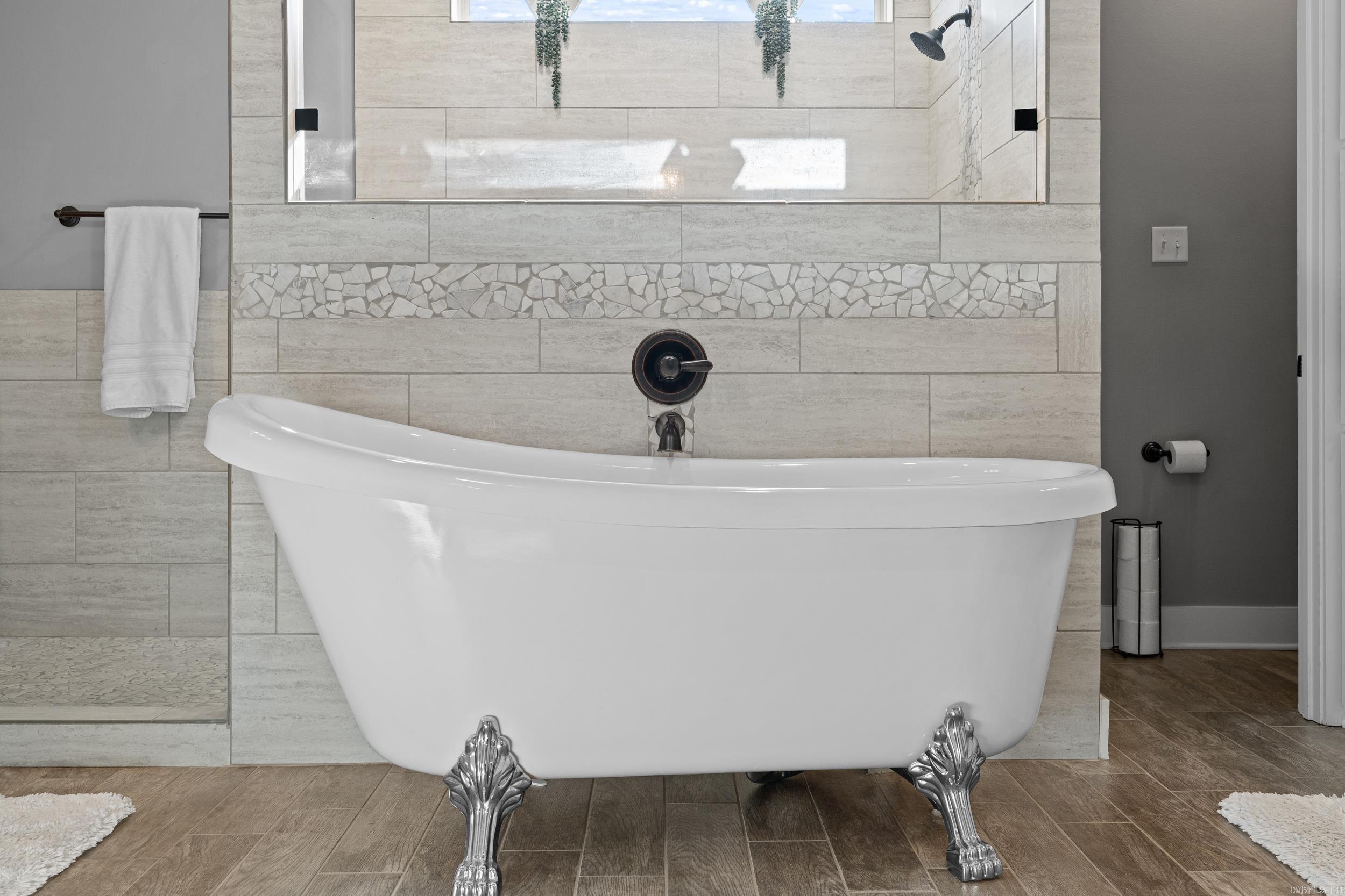 MOUNT TABOR ESTATES - Residential