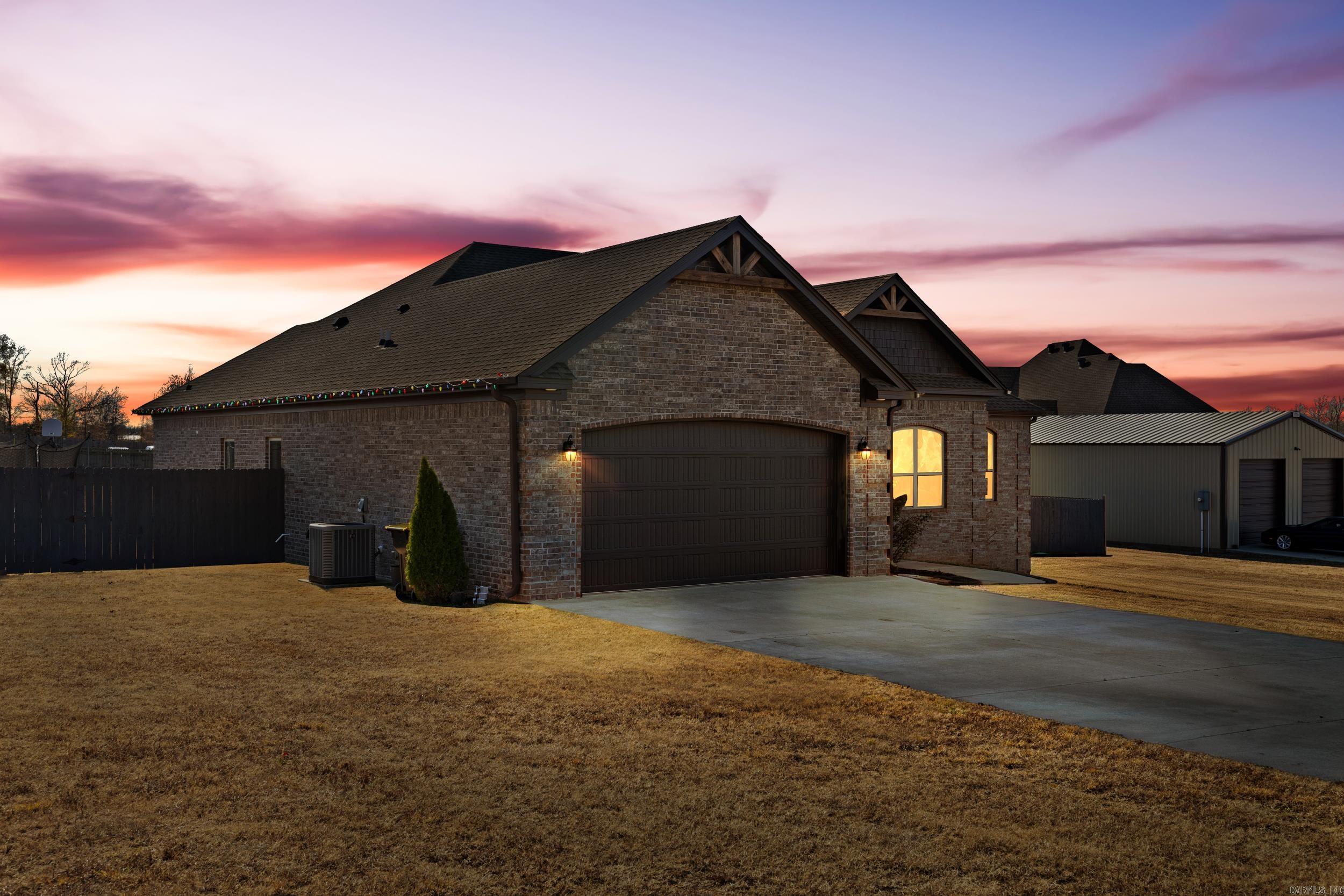 MOUNT TABOR ESTATES - Residential