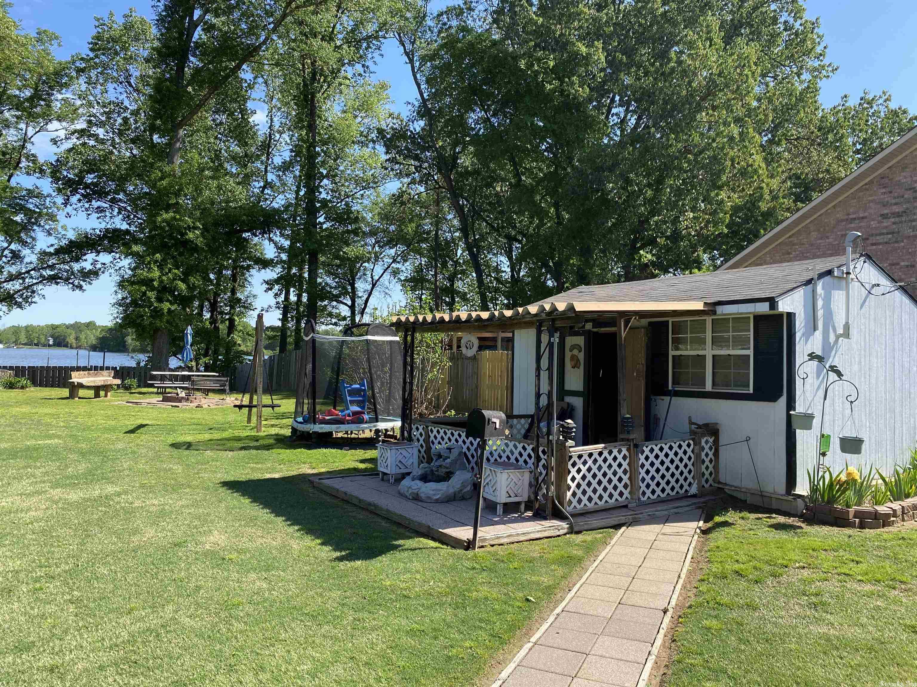 COTHERN ESTATES - Residential