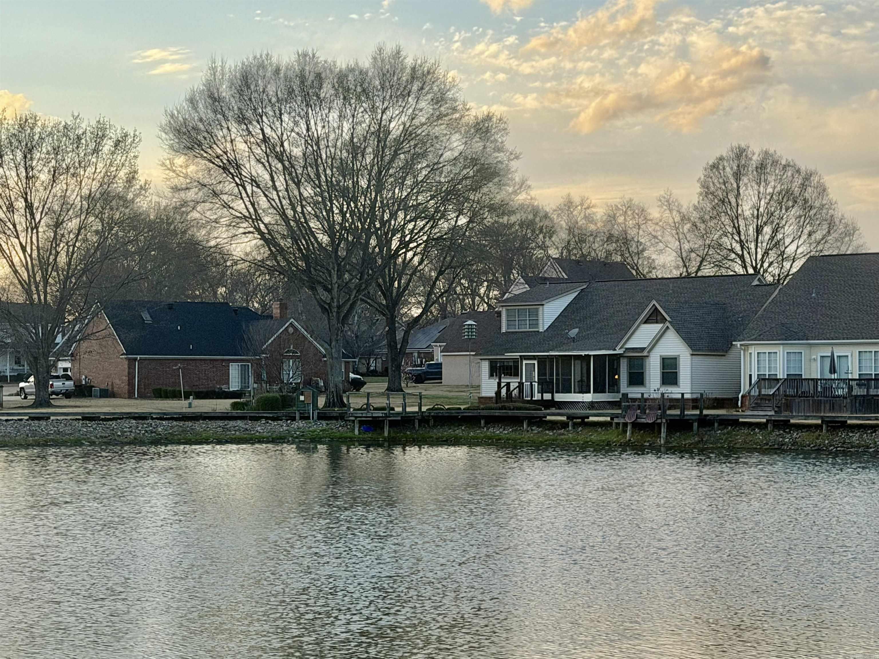 SEARCY LANDING - Residential