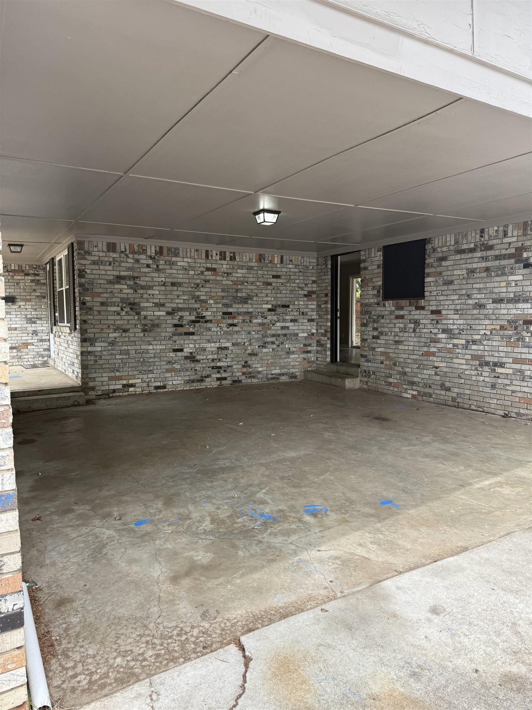 CLOVERDALE - Residential