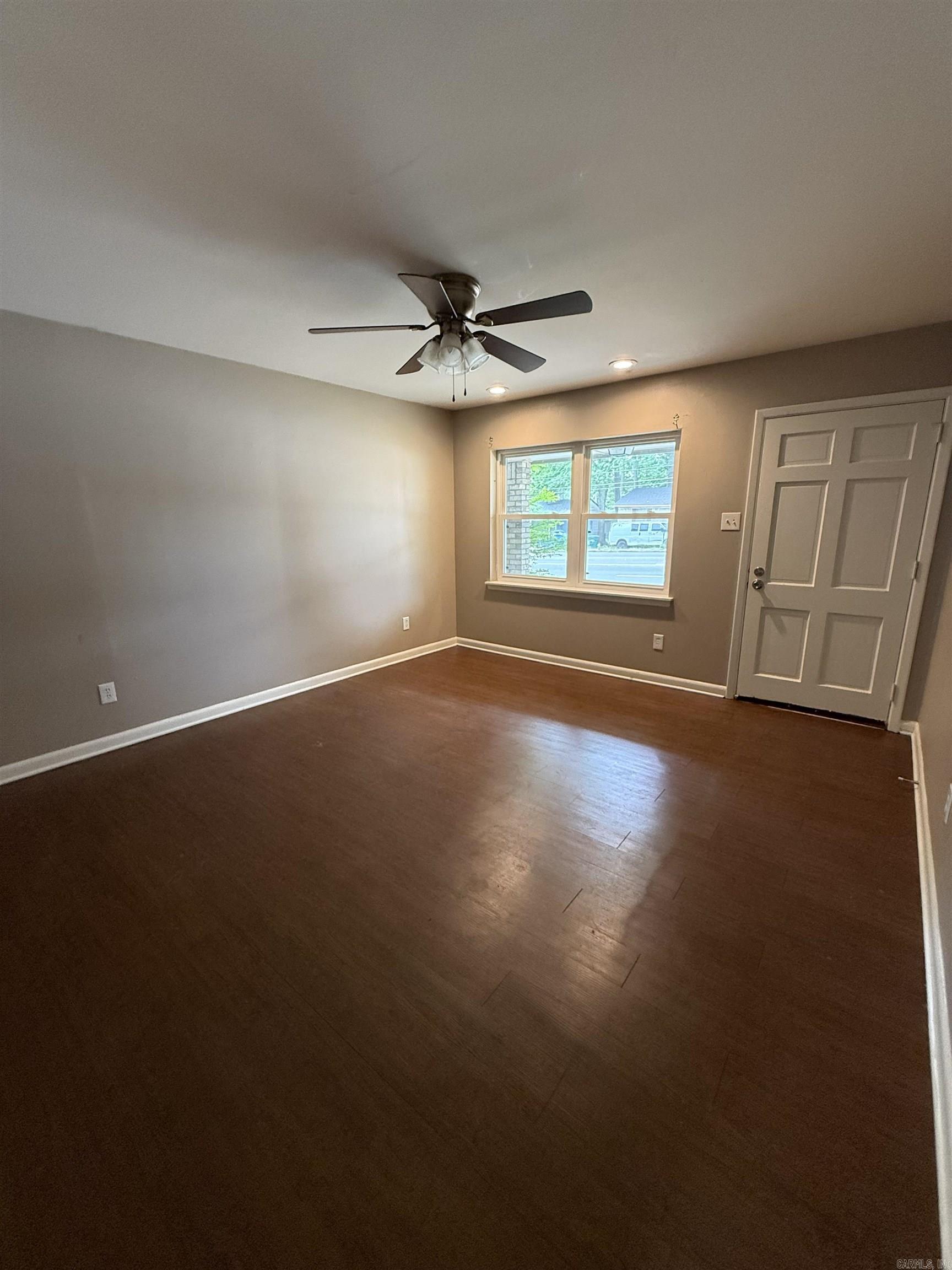CLOVERDALE - Residential