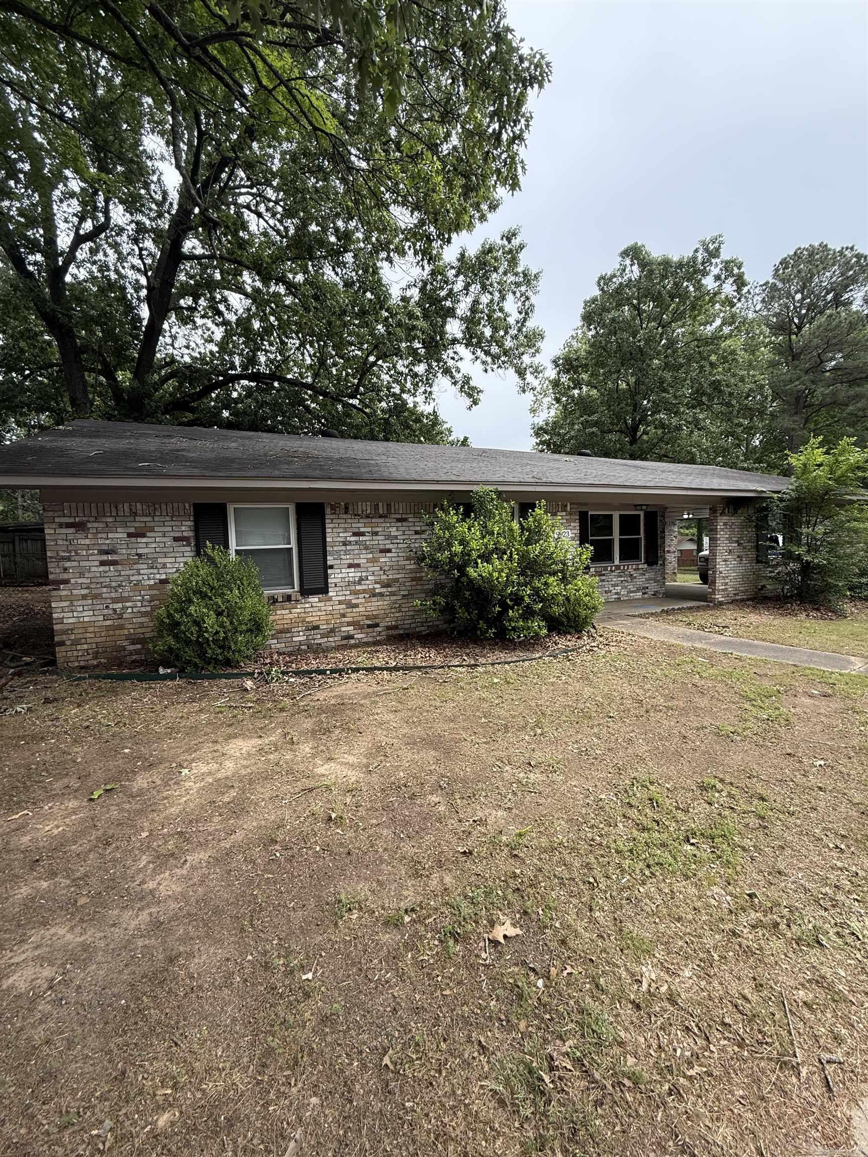 CLOVERDALE - Residential