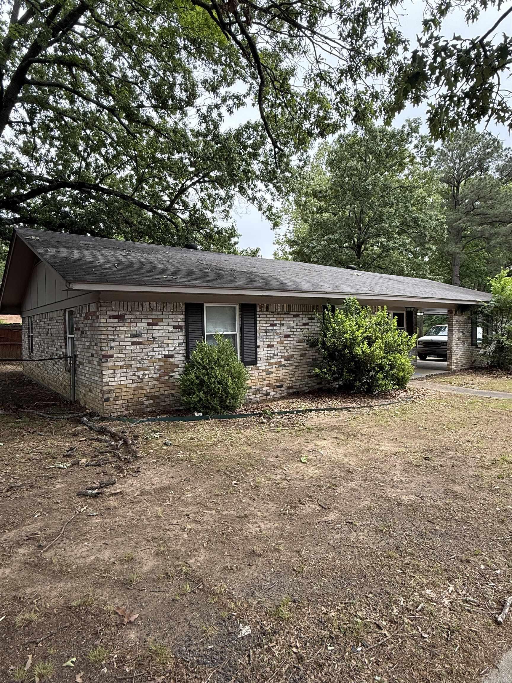 CLOVERDALE - Residential