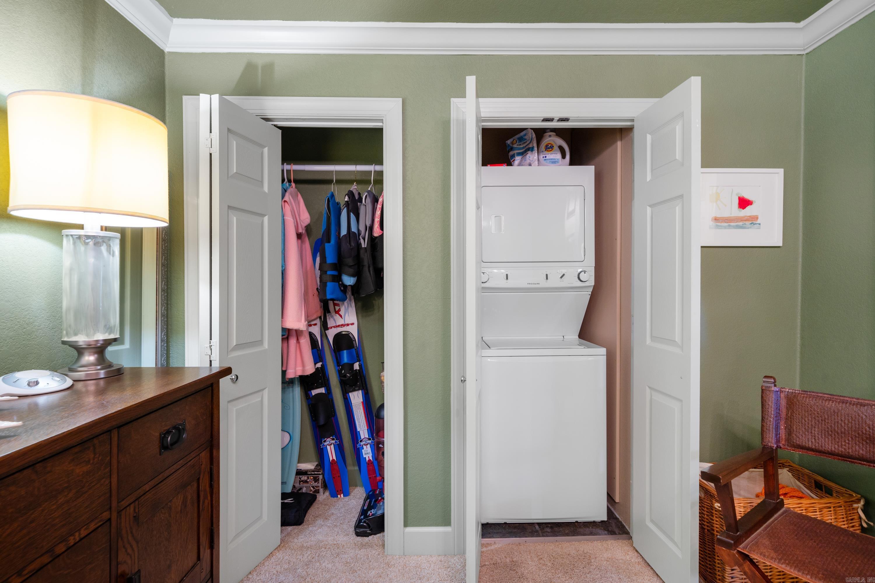 ALPINE CHALET HPR - Residential