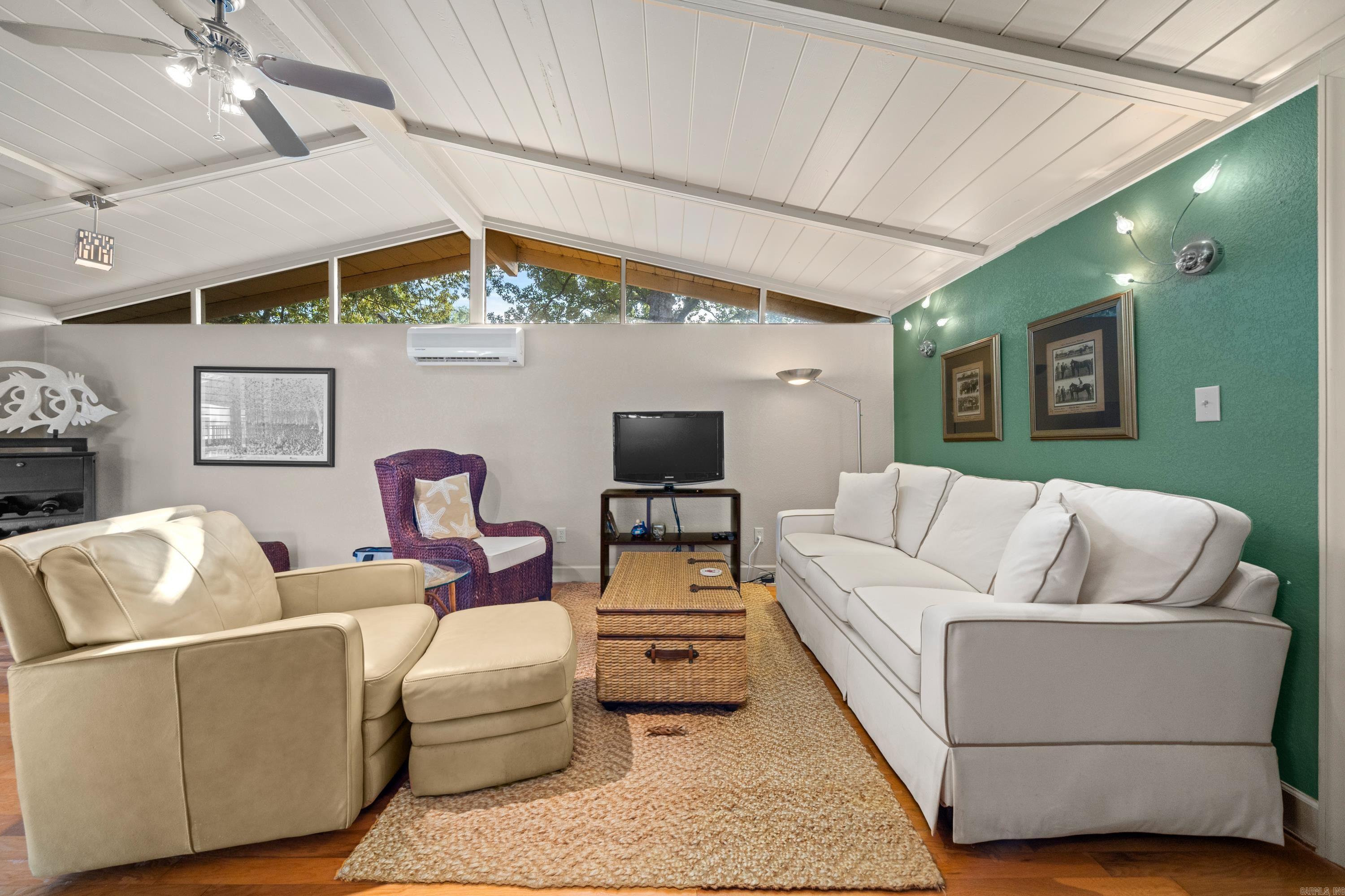 ALPINE CHALET HPR - Residential