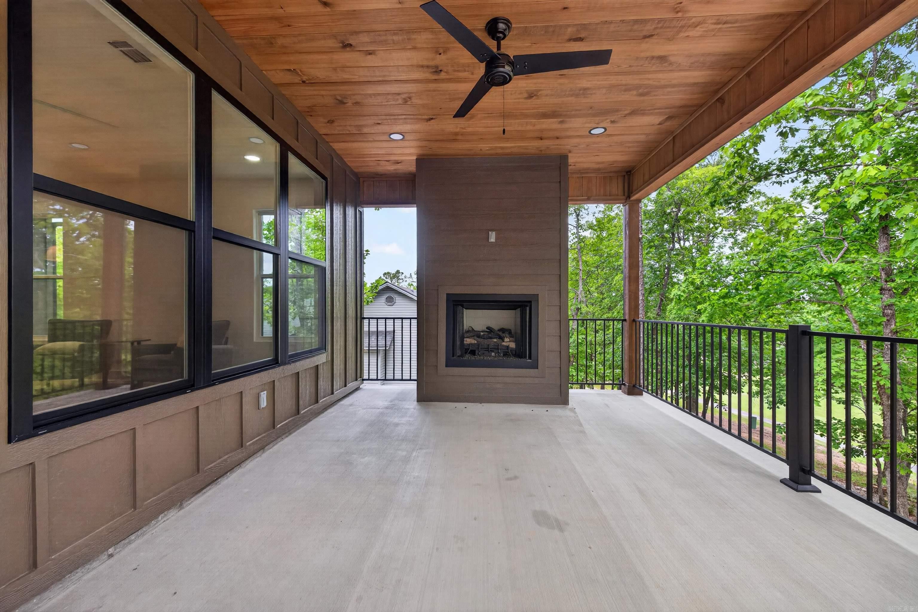 BALTANAS - Residential