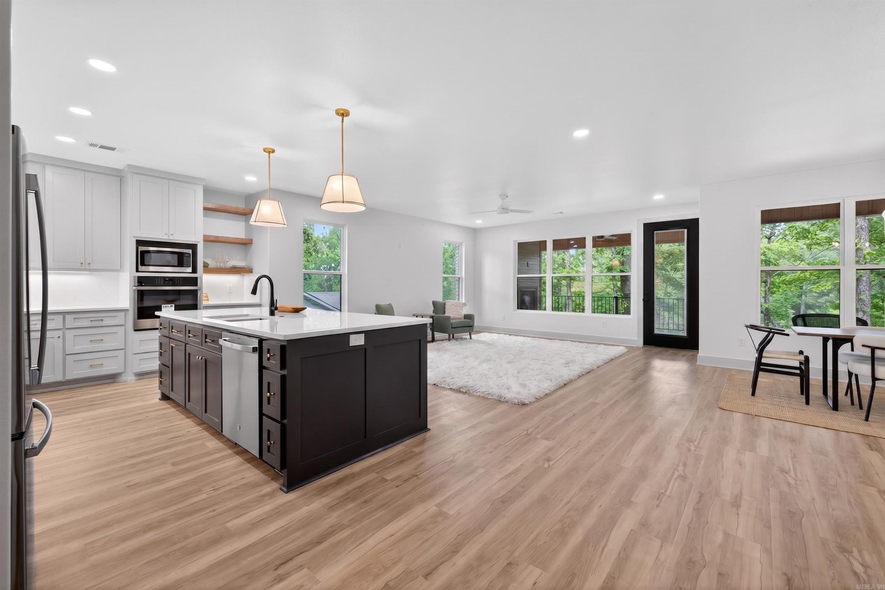 BALTANAS - Residential