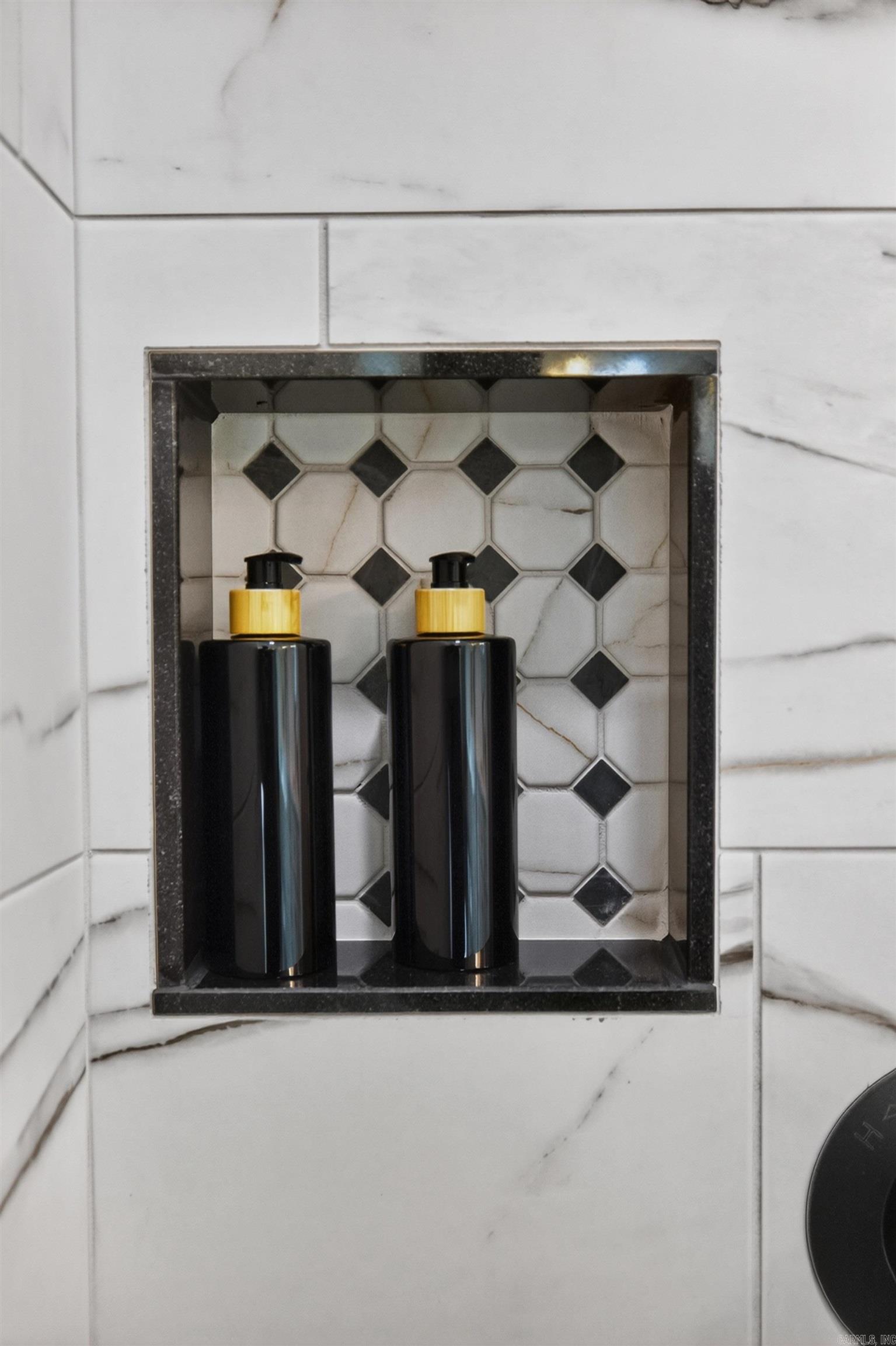 BALTANAS - Residential