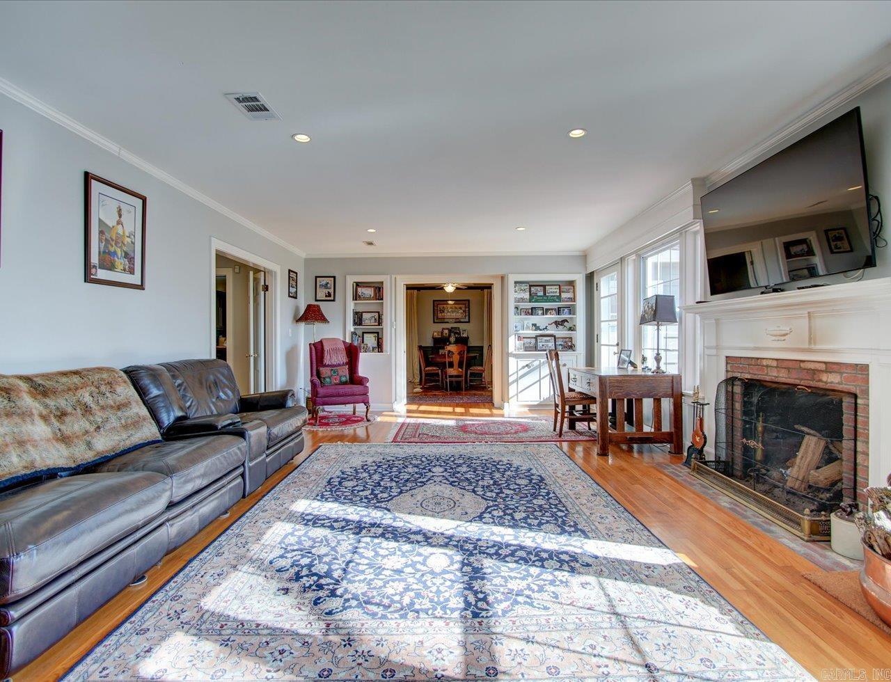 TRIVISTA - Residential