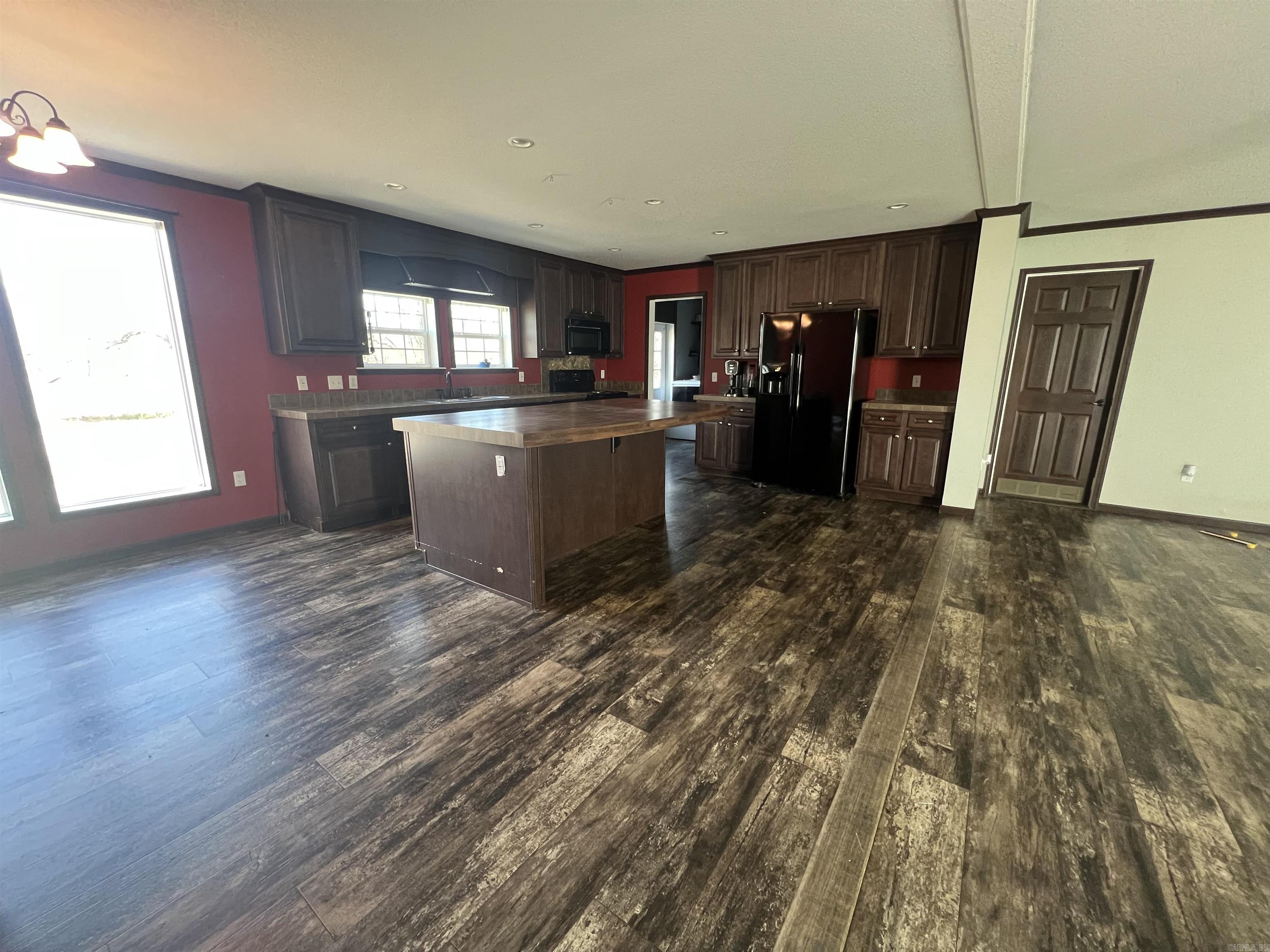 TORRO PARK - Residential