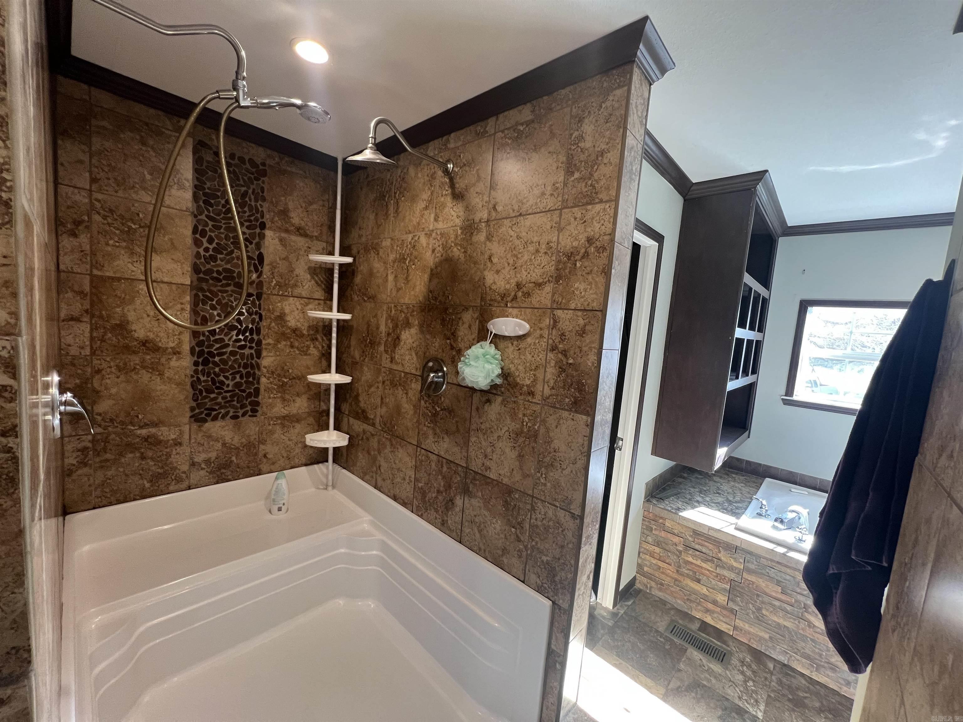 TORRO PARK - Residential