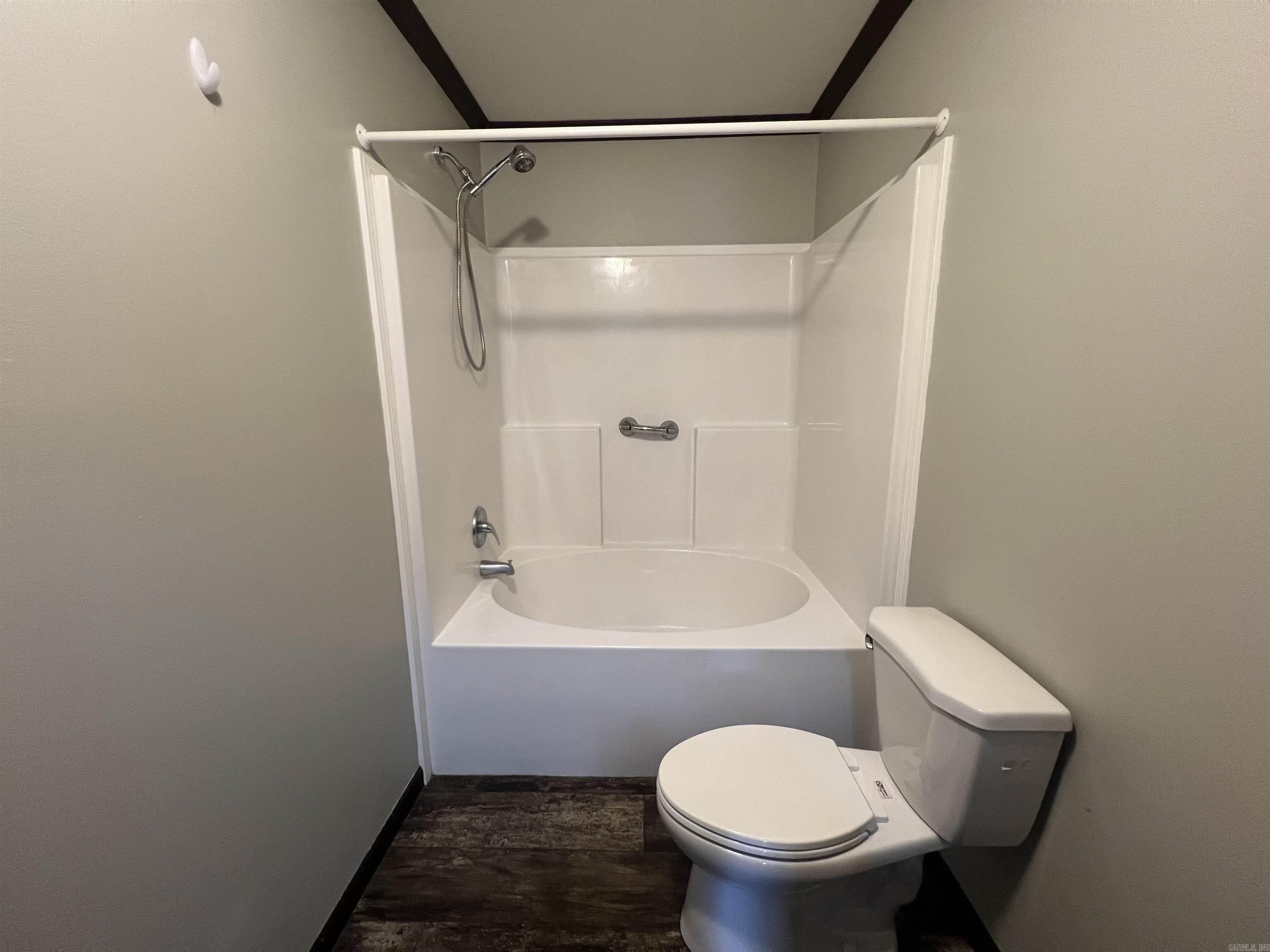 TORRO PARK - Residential