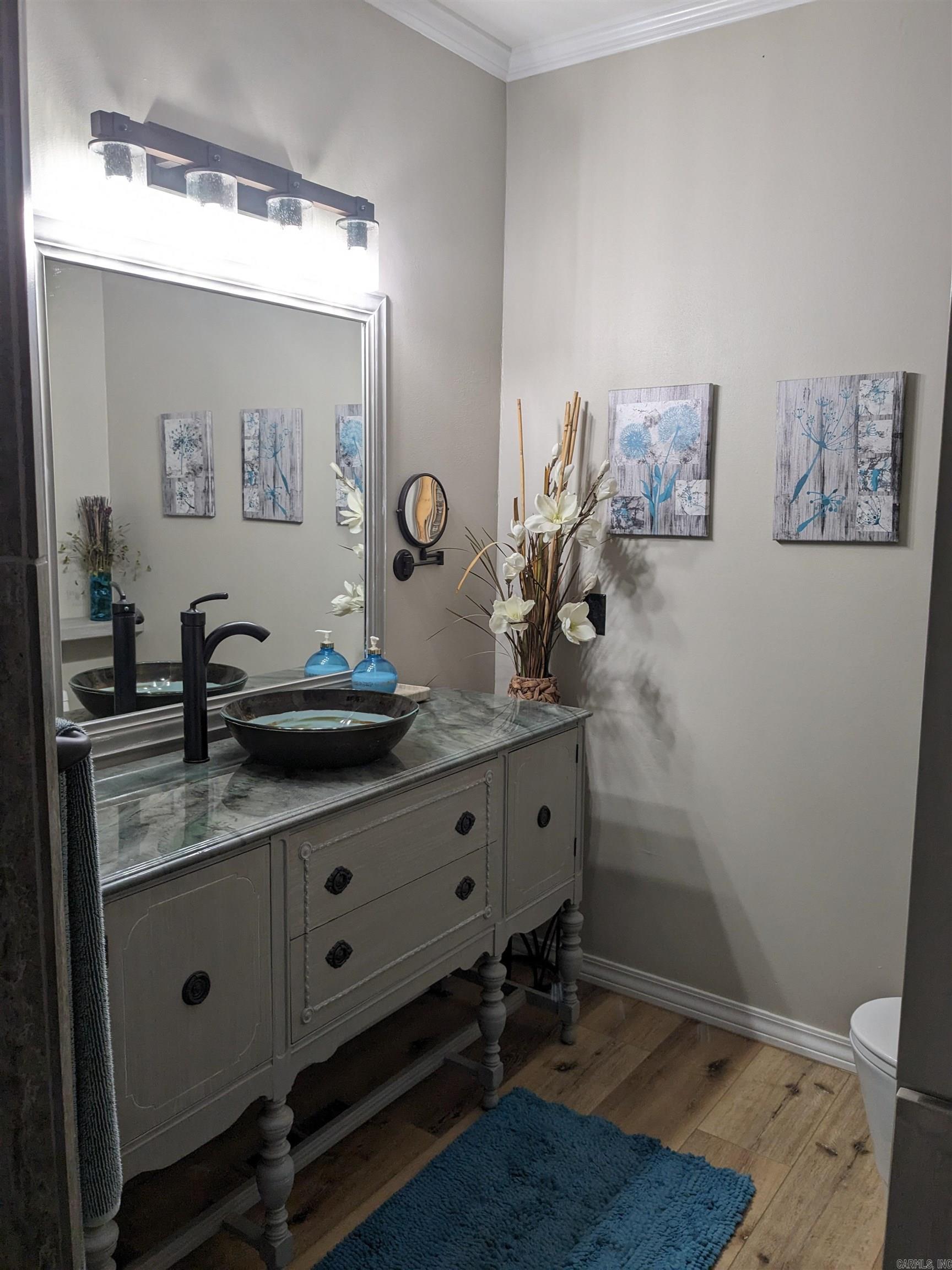 FOX RUN VILLAGE - Residential