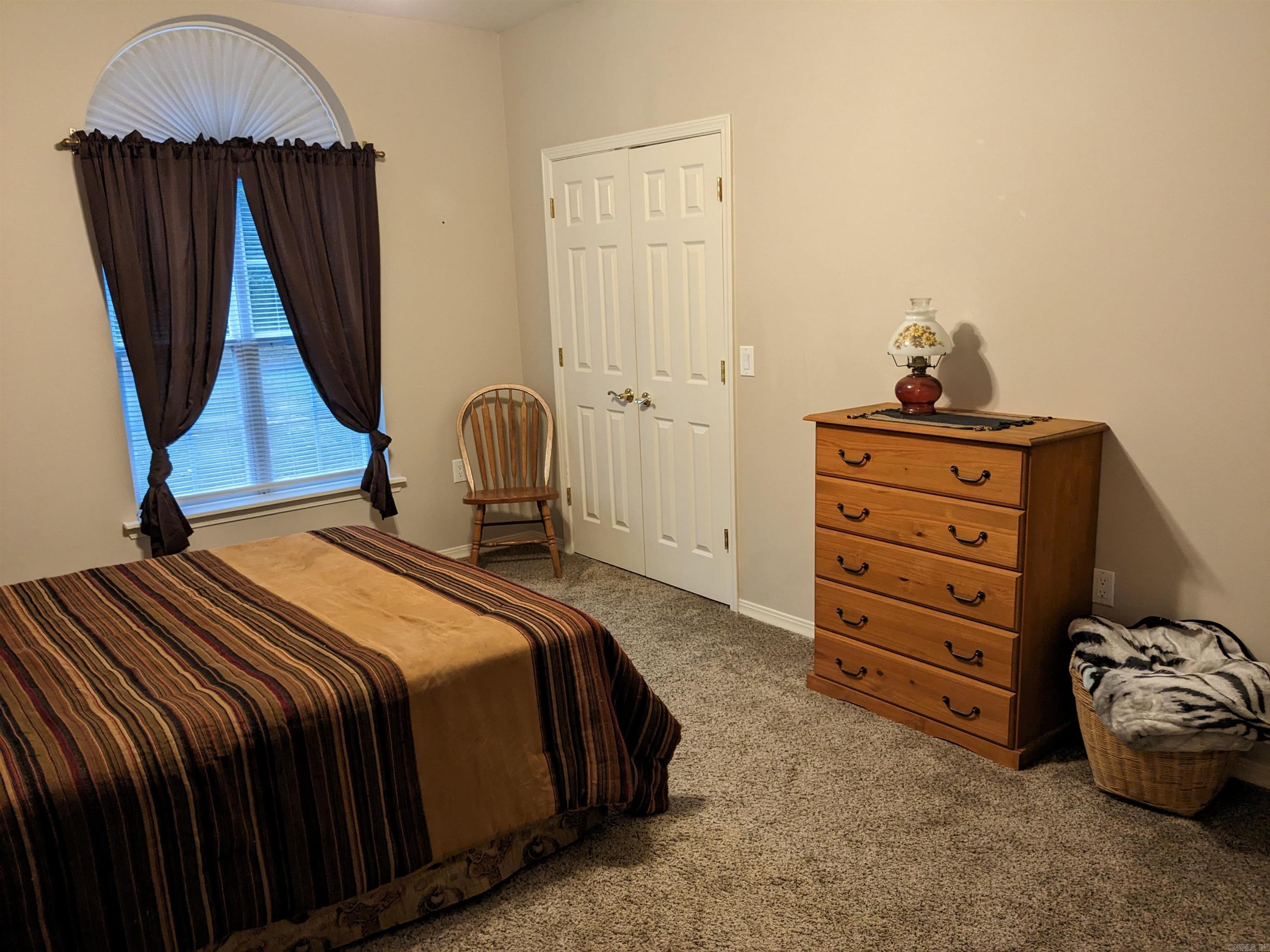 FOX RUN VILLAGE - Residential