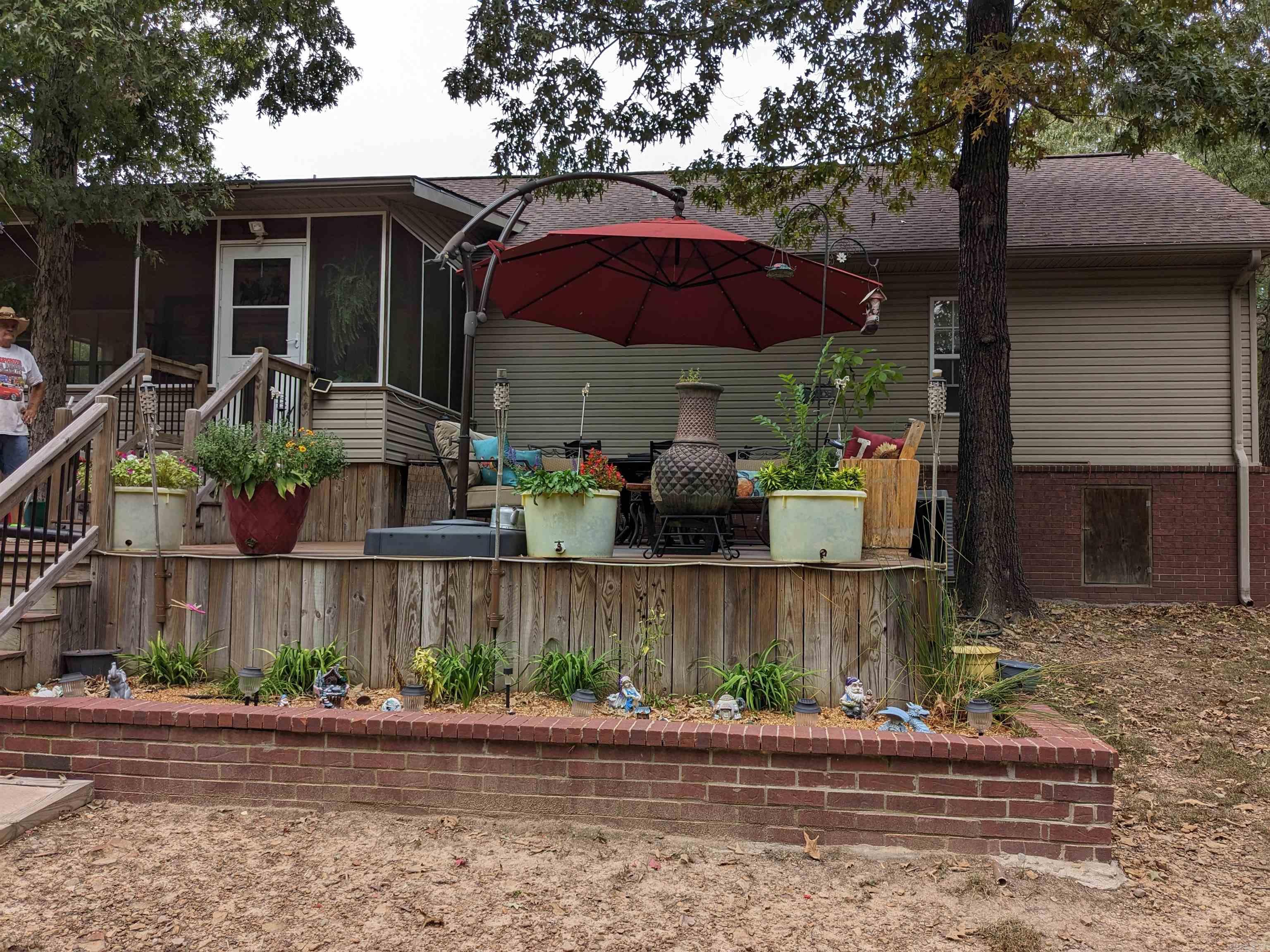 FOX RUN VILLAGE - Residential