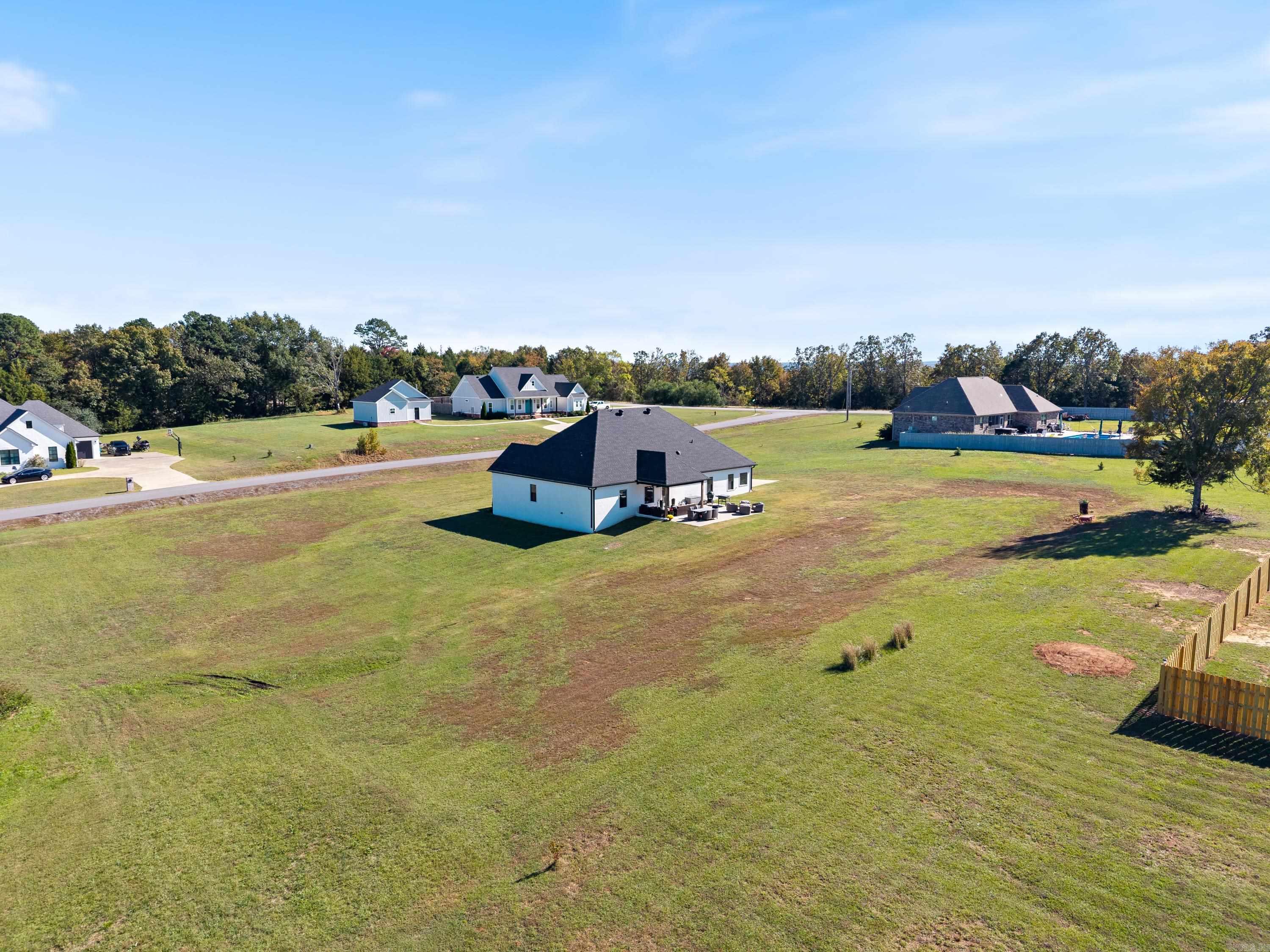 SOUTHERN MANOR - Residential