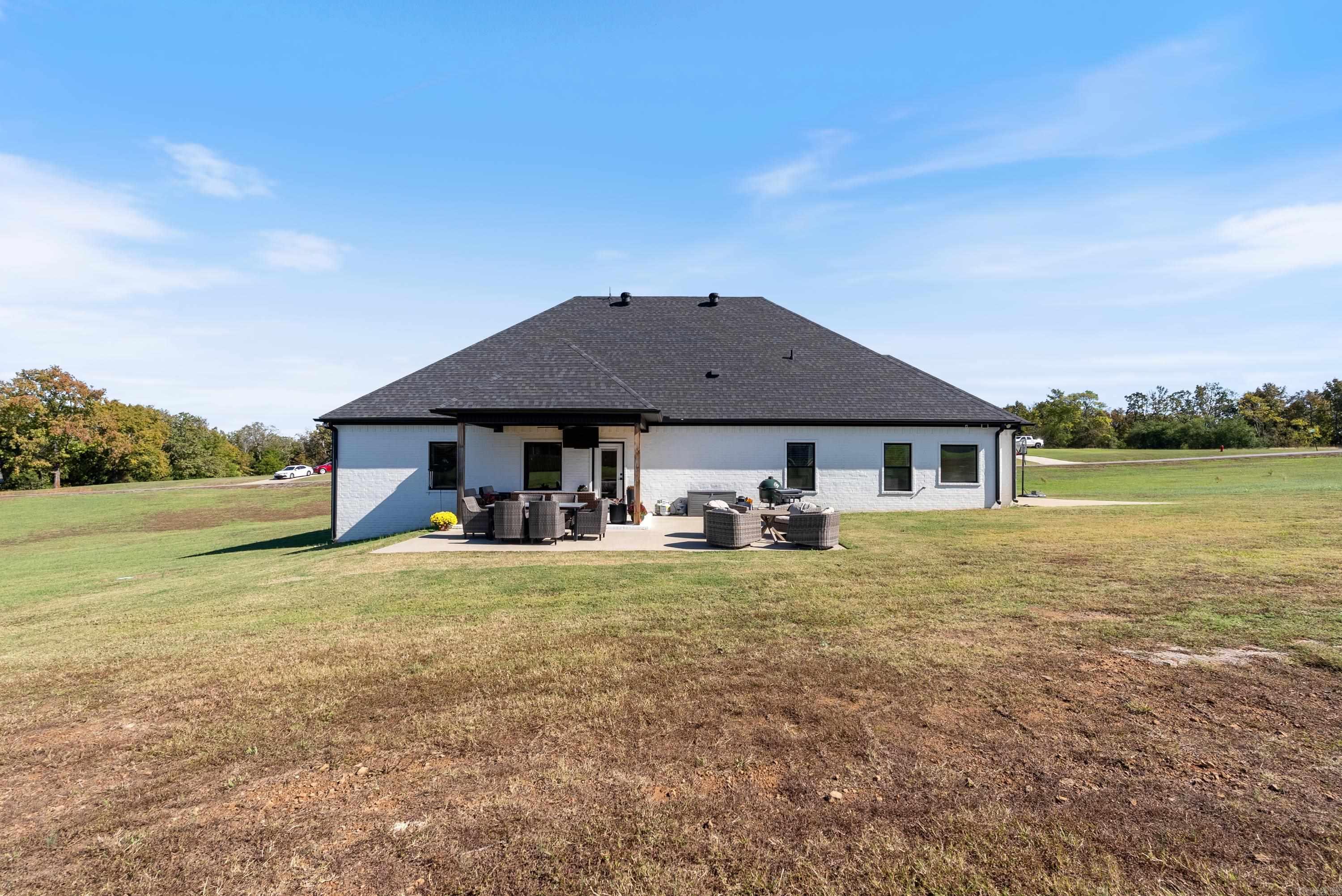 SOUTHERN MANOR - Residential