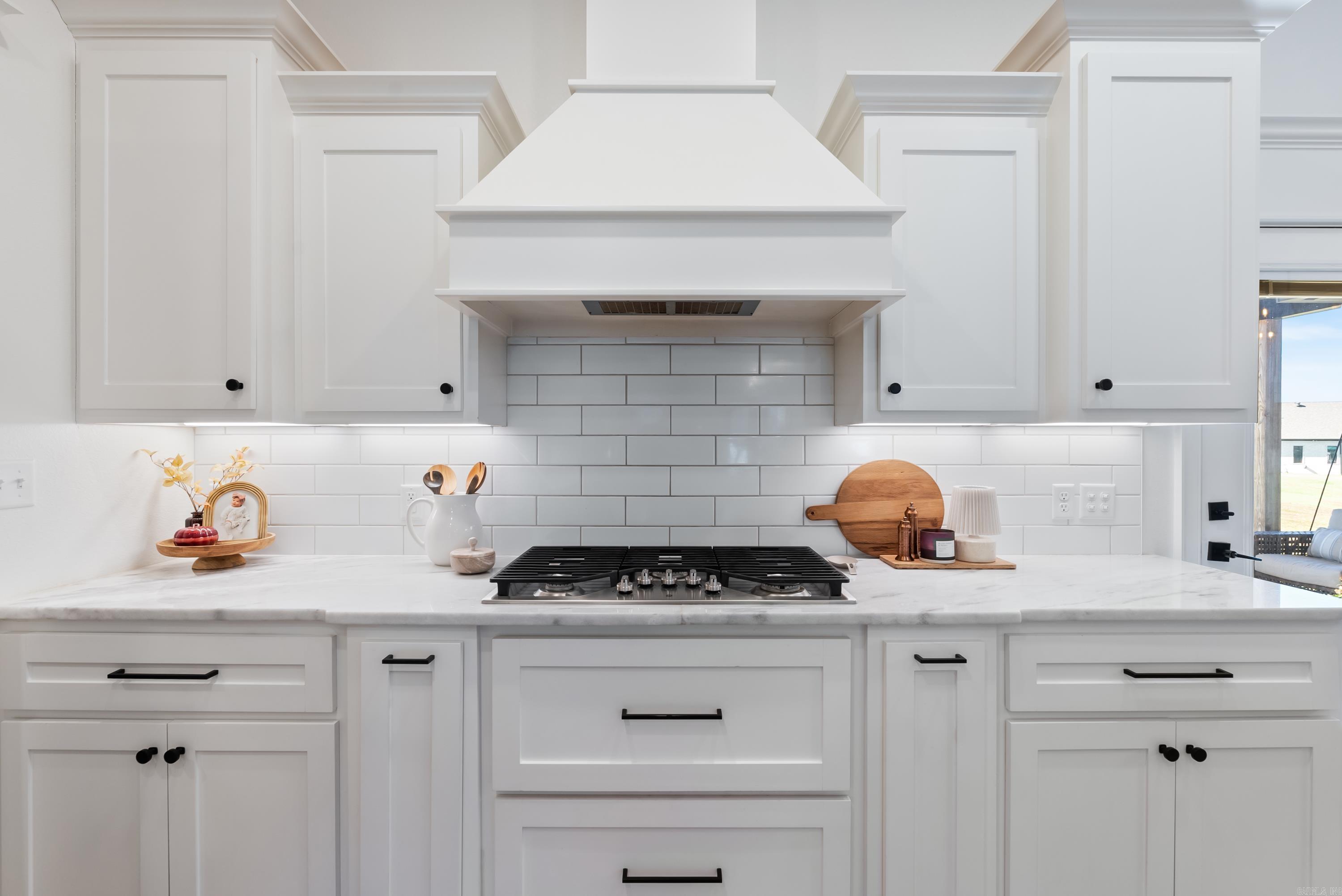 SOUTHERN MANOR - Residential